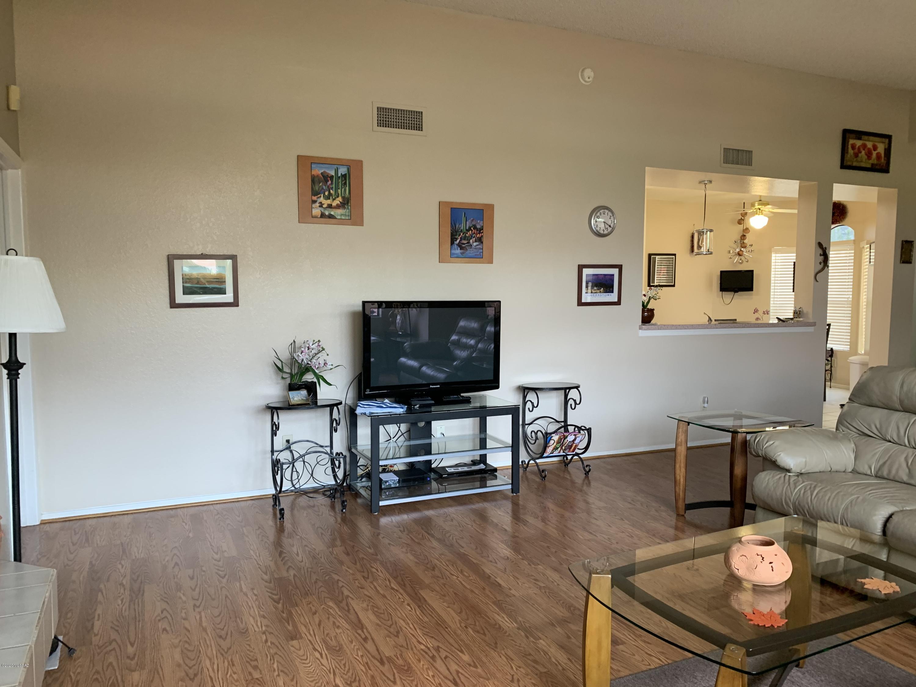Sunrise Presidio East (1-87) - Residential Lease