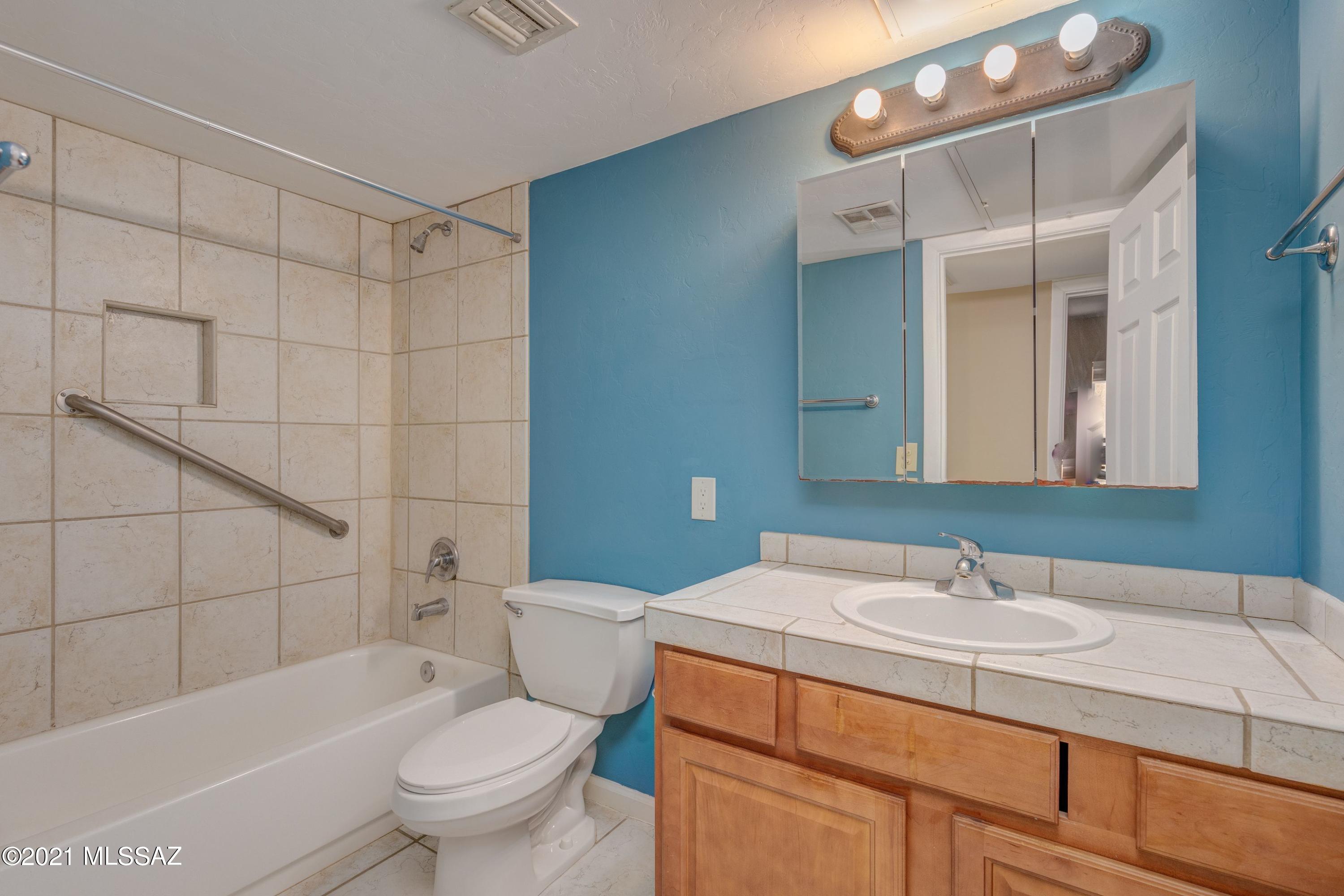 Reflections in the Catalina Condominium - Residential