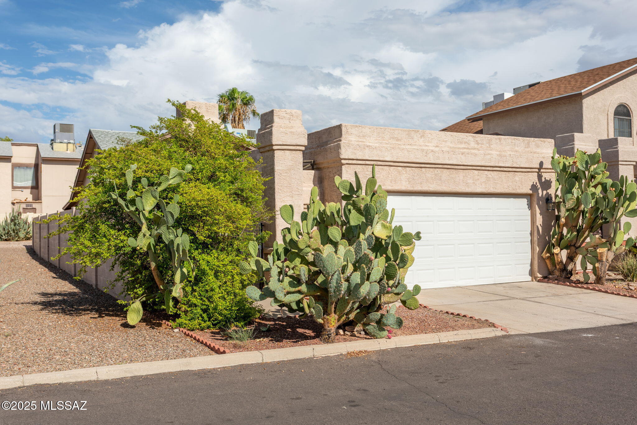 Welcome to Star Trail Estates! Walk through the secure front gate into a courtyard. This move-in ready, single-story home features 2 bedrooms, 2 bathrooms, a split floor plan, and a 2-car garage. This home features vaulted ceilings in great room, tiled flooring throughout, bright and open kitchen and eat-in area with courtyard views. Enjoy the covered back patio that offers shade to the low-maintenance yard. The community pool and low monthly HOA fee make this home a must-see! Agent/Owner