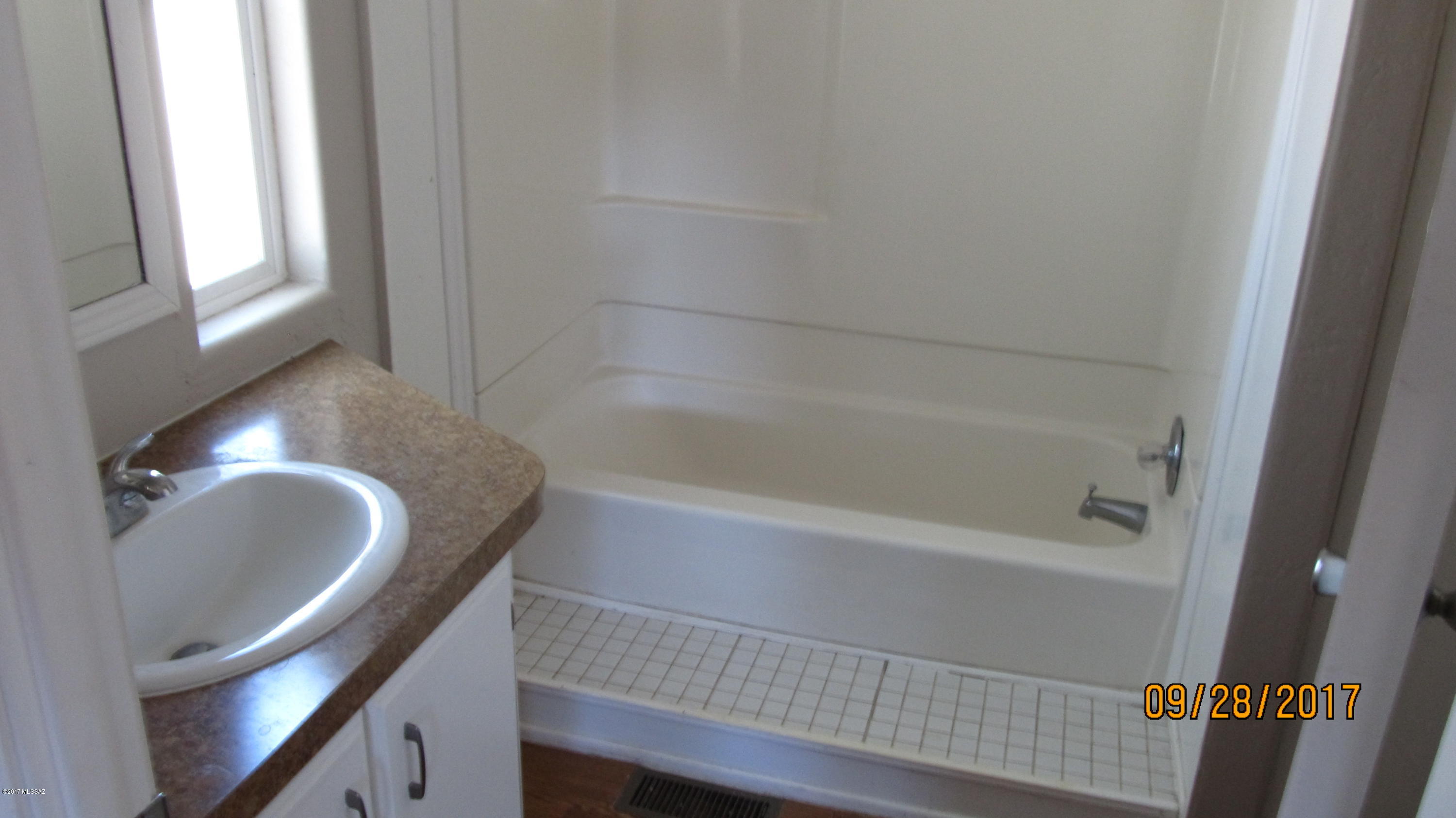 Avra Ranchettes - Residential Lease