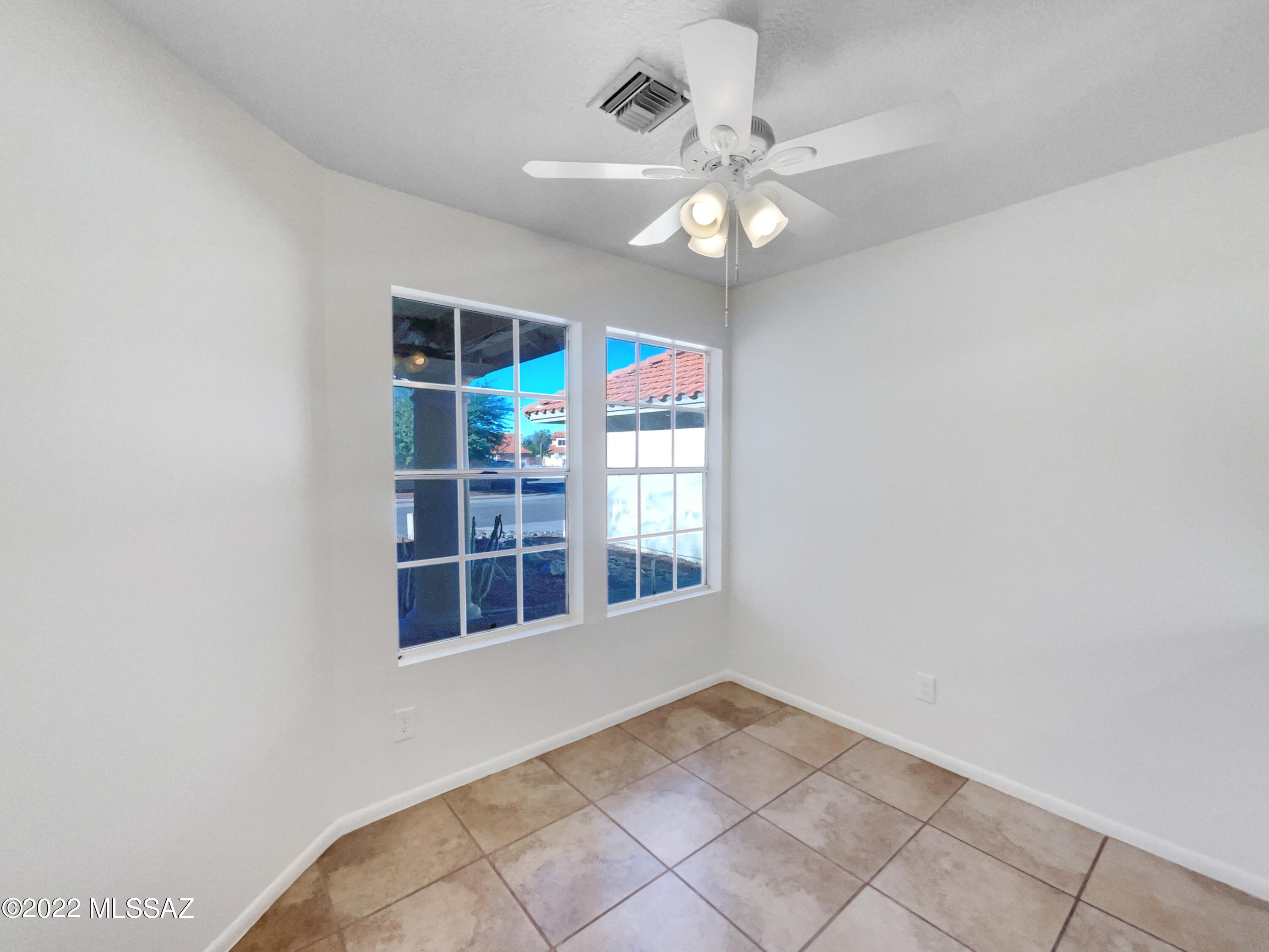 Elliott Homes At Rita Ranch (1-521) - Residential