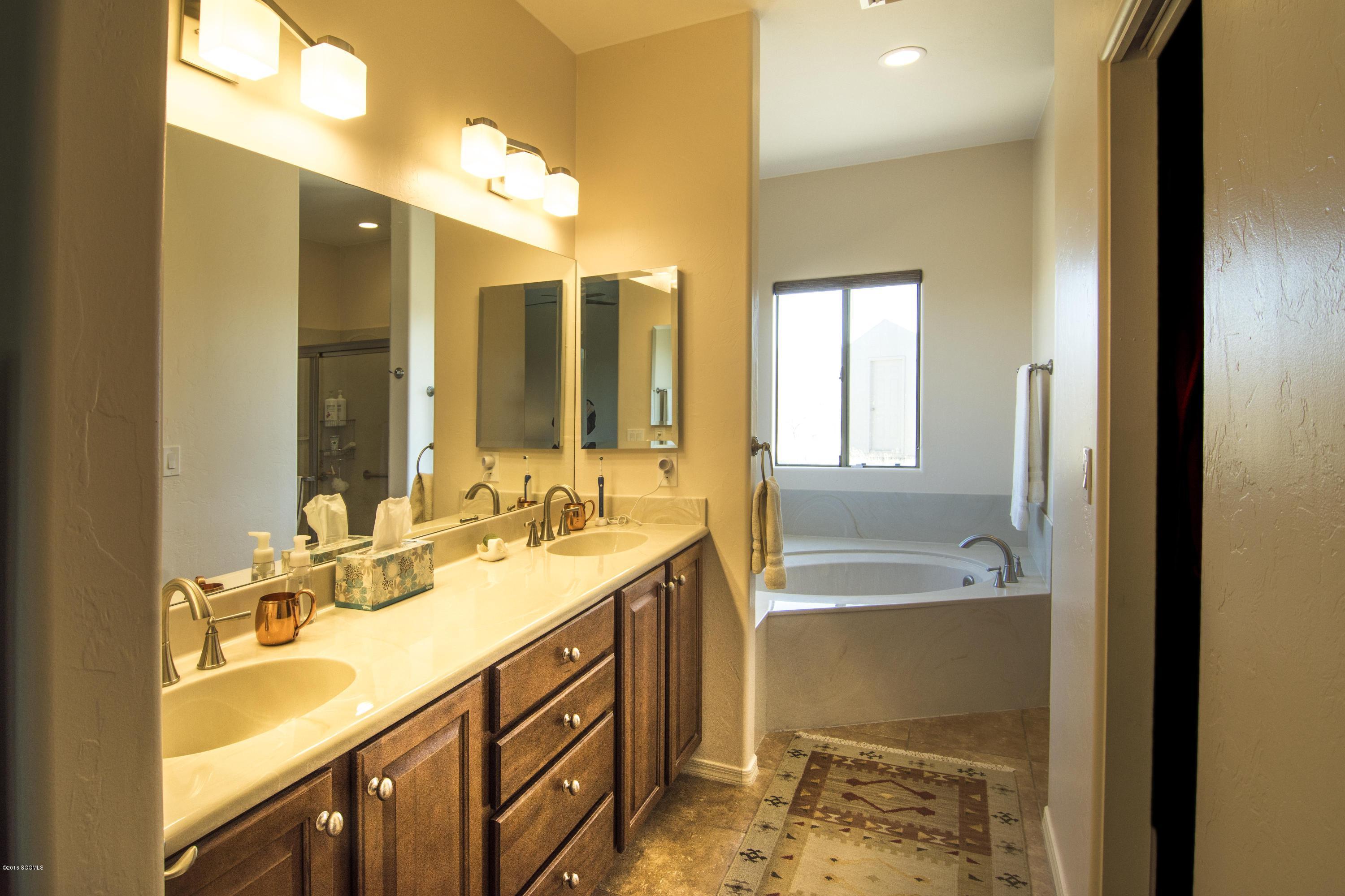 Rio Rico Villas 11 - Residential