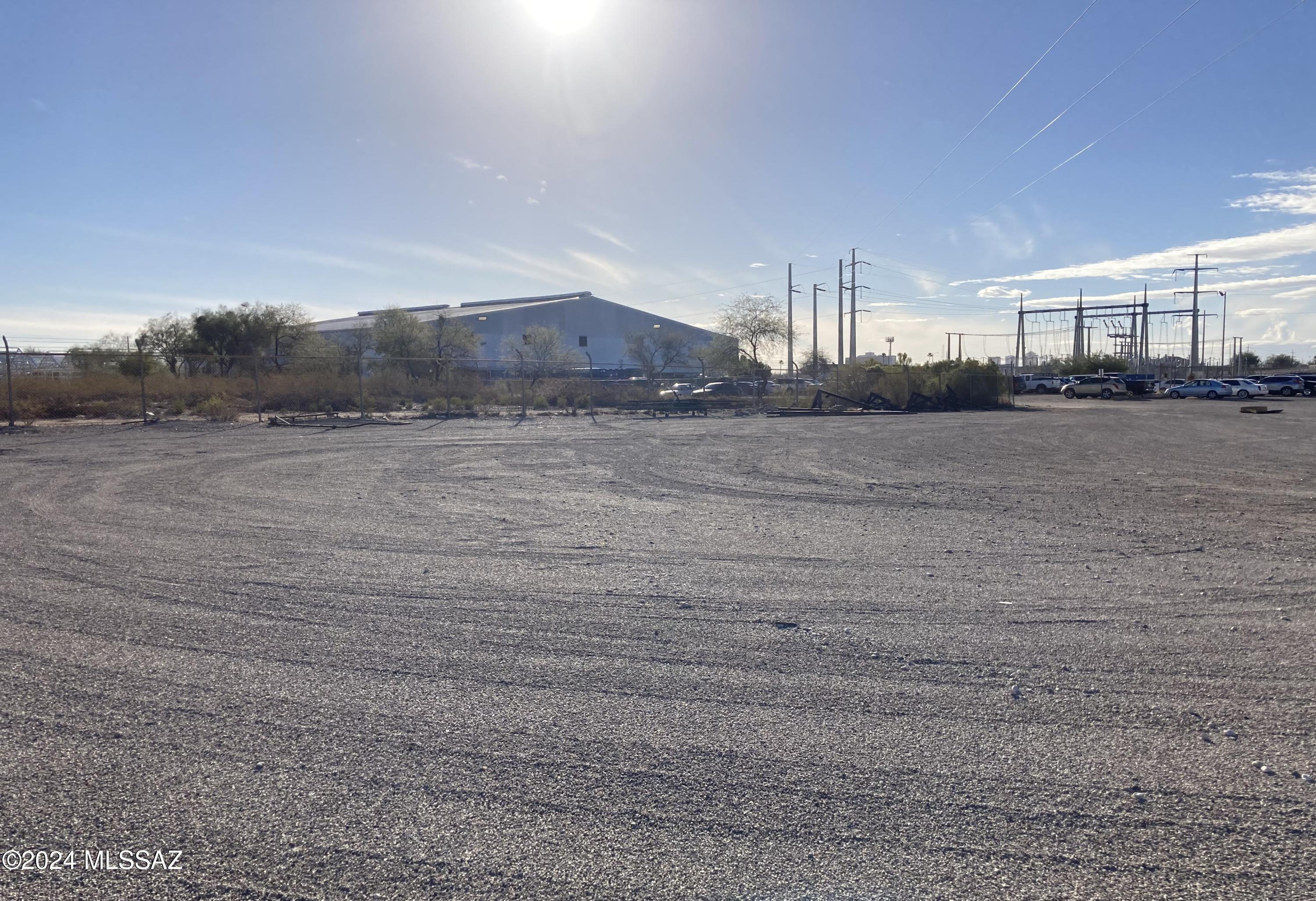 Tucson - Land