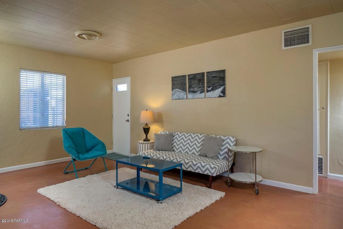 Blenman Annex - Residential Lease