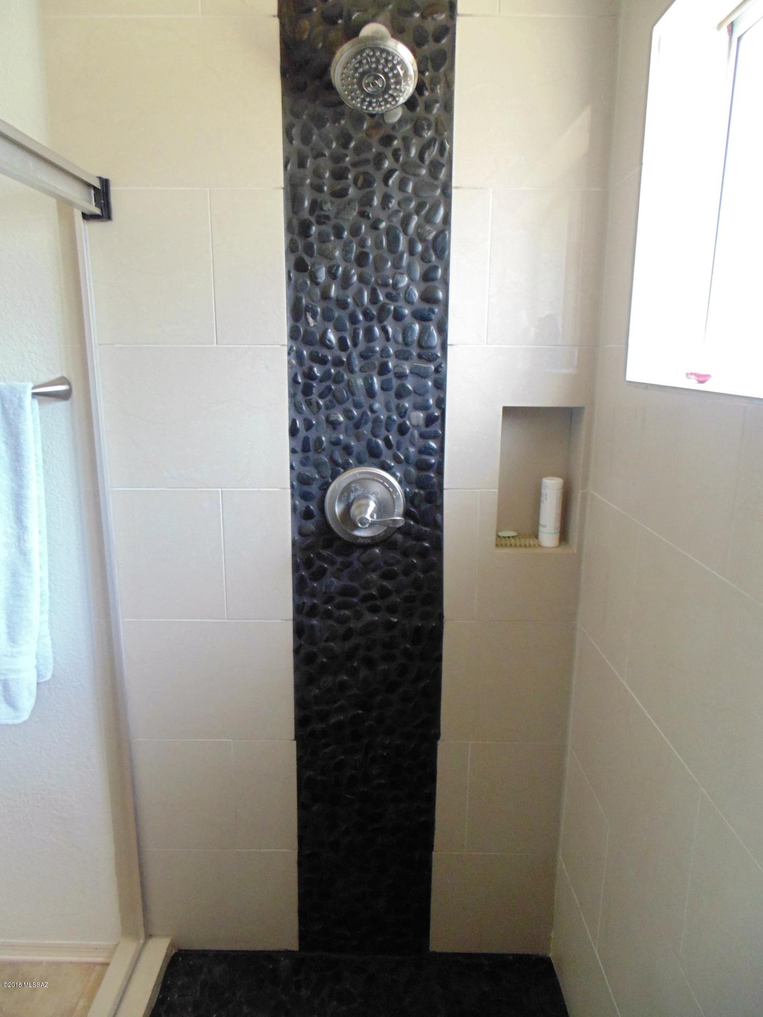 Nueve Campanas (1-9) - Residential