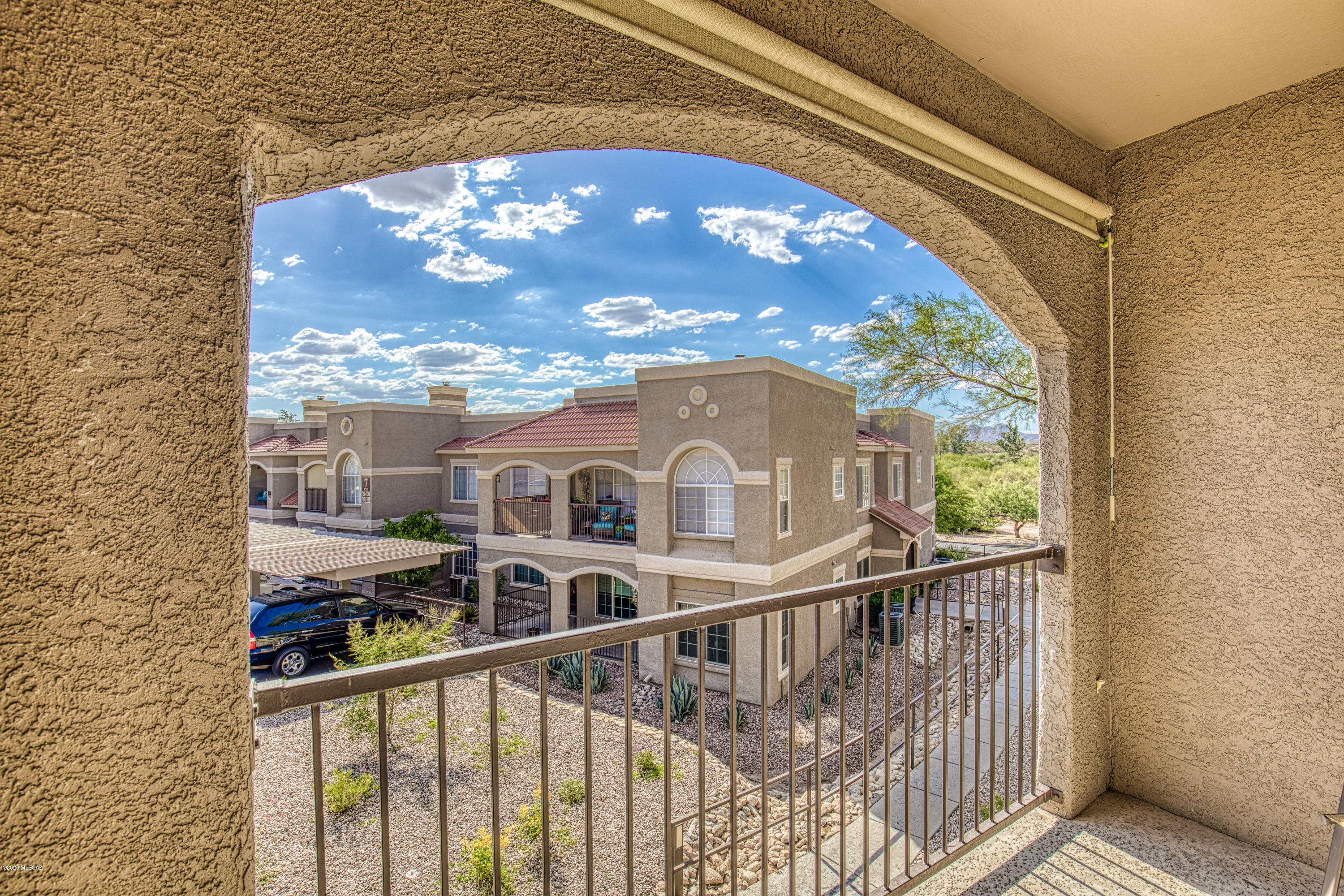 The Boulders at La Reserve Condominiums - Residential