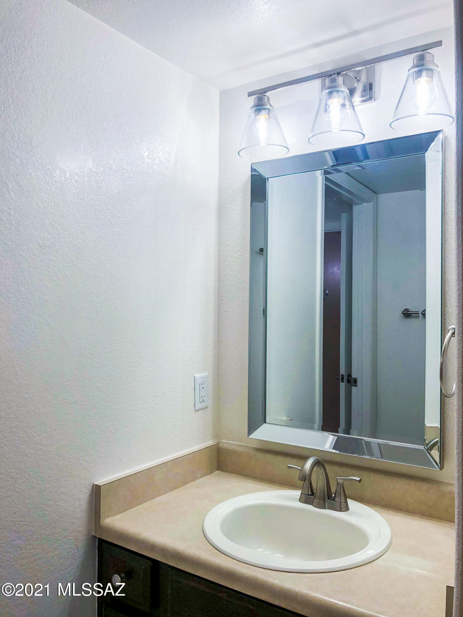 The Villas At Rancho Sin Vacas (1-72) - Residential Lease