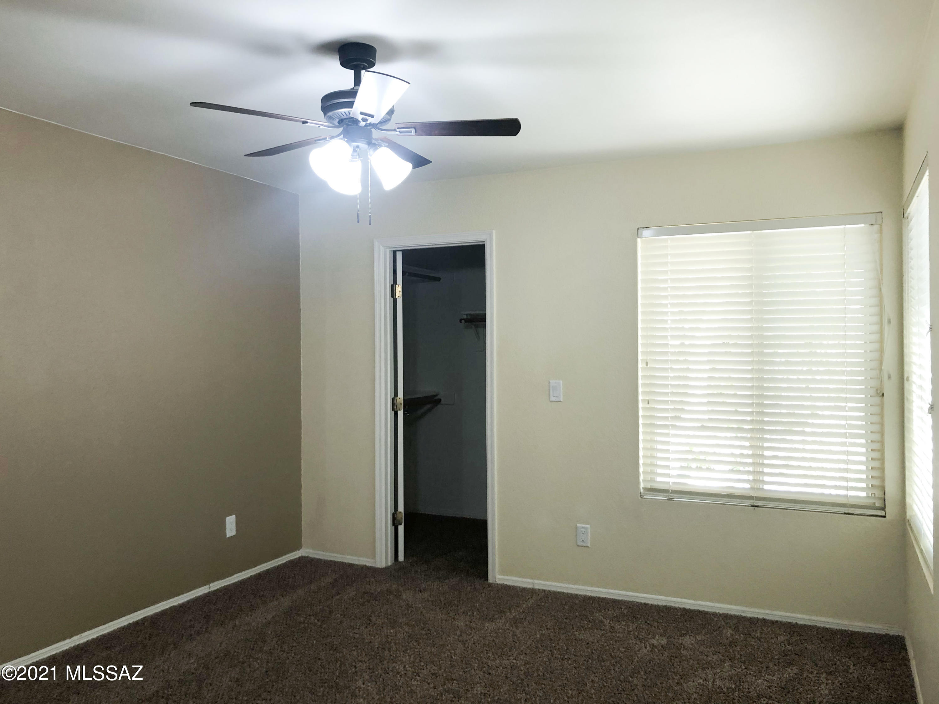 The Villas At Rancho Sin Vacas (1-72) - Residential Lease