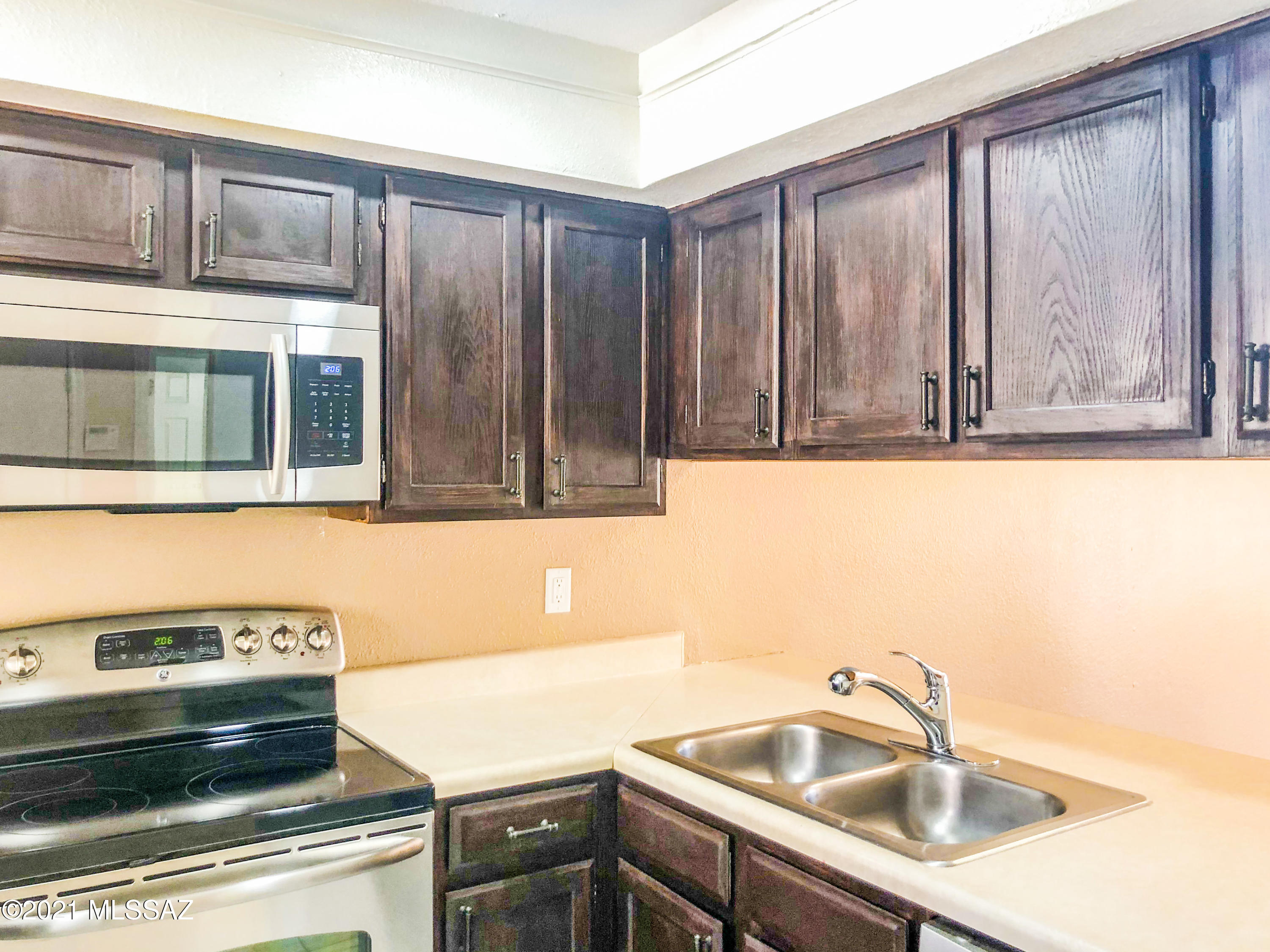 The Villas At Rancho Sin Vacas (1-72) - Residential Lease