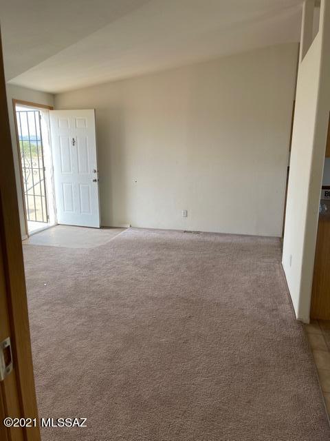 Unsubdivided - Residential Lease