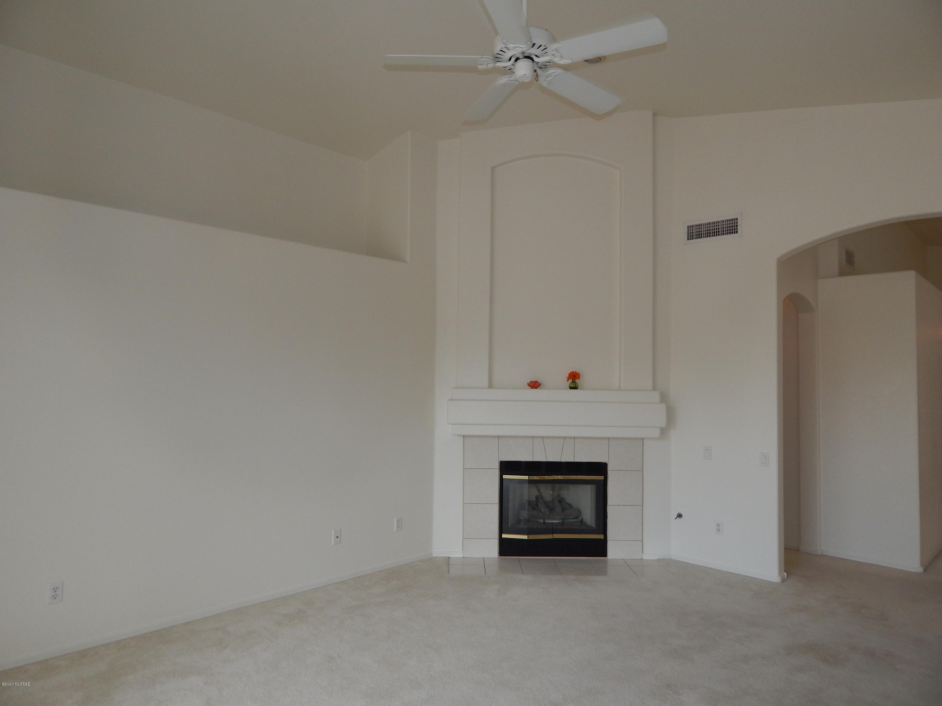 Encanto Canyon II (1-67) - Residential Lease