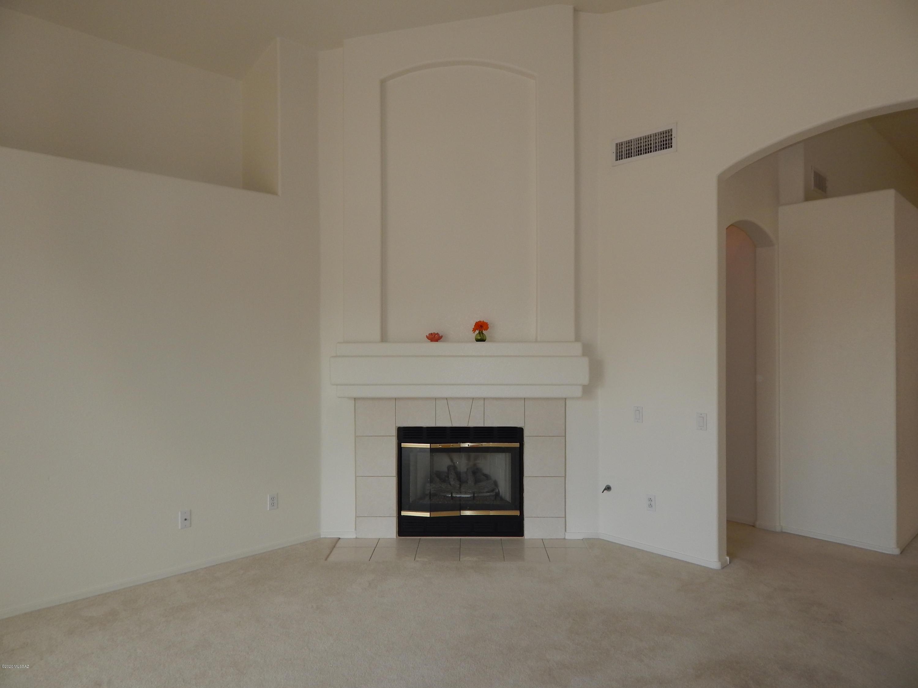 Encanto Canyon II (1-67) - Residential Lease