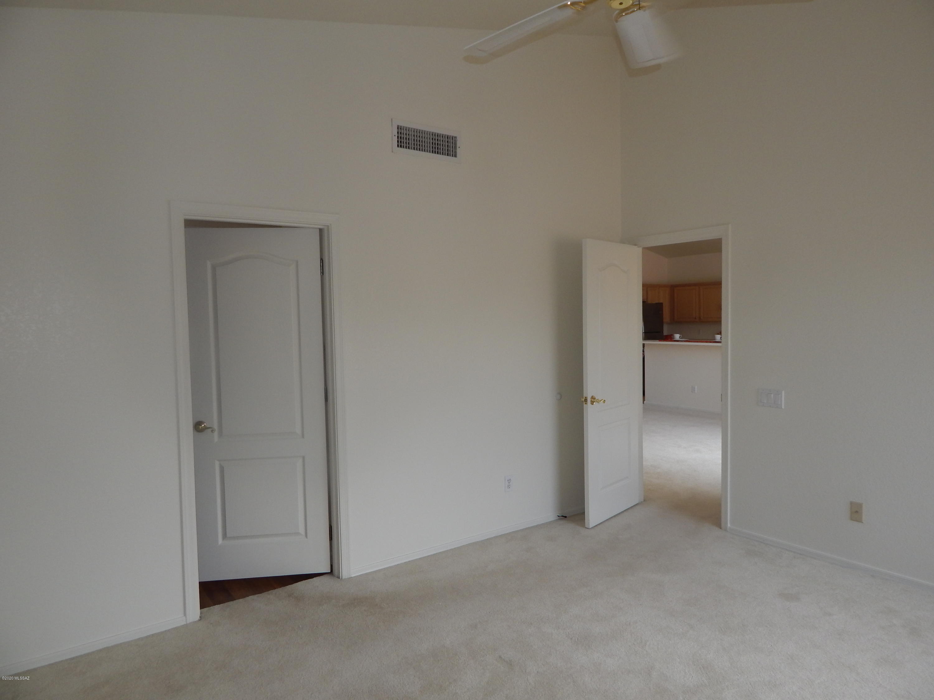Encanto Canyon II (1-67) - Residential Lease