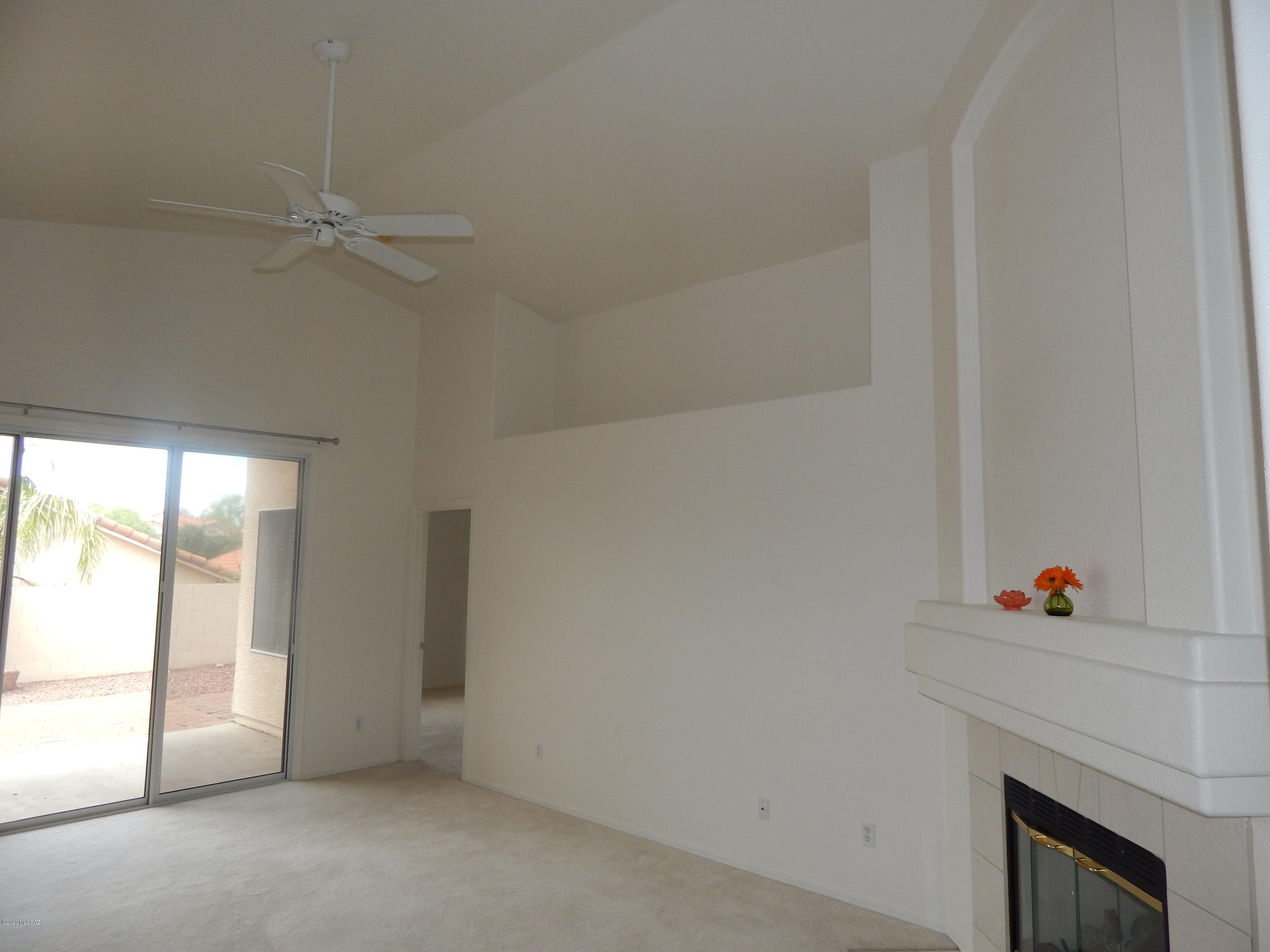 Encanto Canyon II (1-67) - Residential Lease