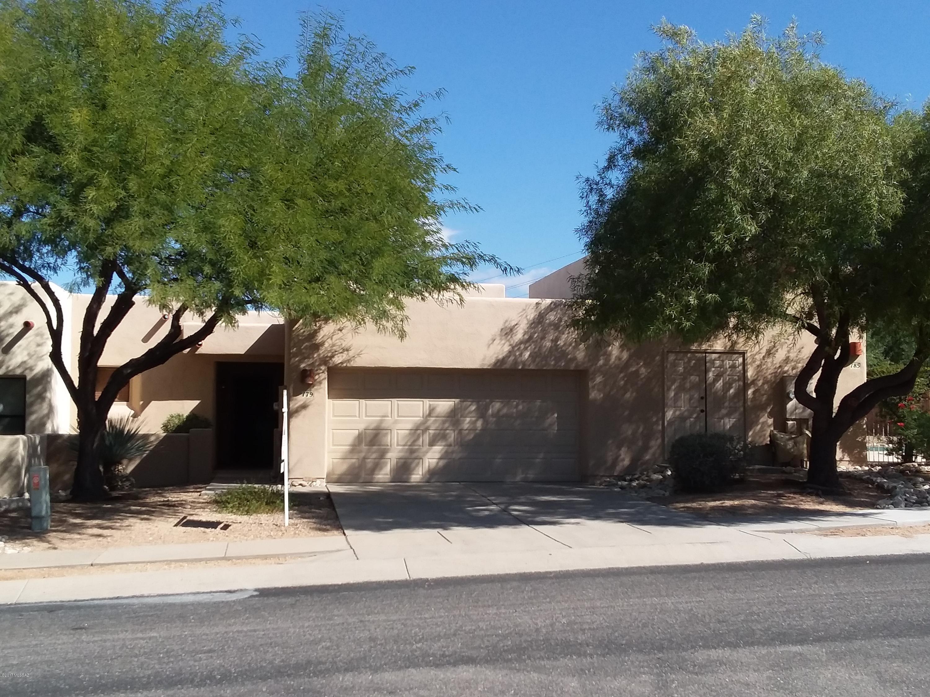 Seller will accept offers between $200,000 - $210,000.Fantastic home on private cul-de-sac lot with Catalina Mountain views. Bright and open great room plan with spacious living area and fireplace. 10ft sidewalls with high ceilings and clearstorie windows. Private access to community pool from back yard. A/C, Furnace and Hot Water heater replaced in 2012. This home has charm and must see to appreciate. Home is being handled thru a trust and no SPDS will be provided.