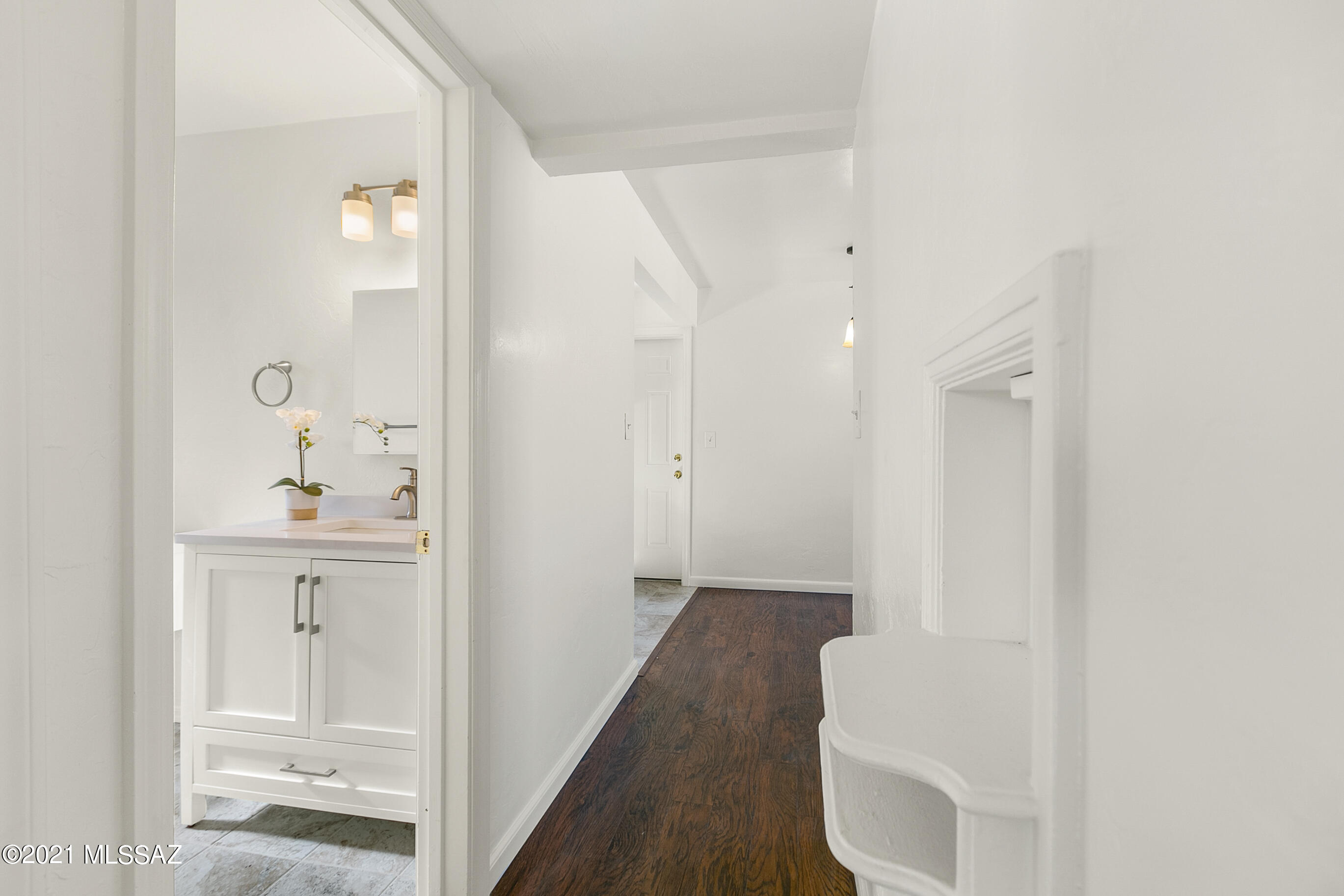 Columbus Blvd Condos (1-22) - Residential