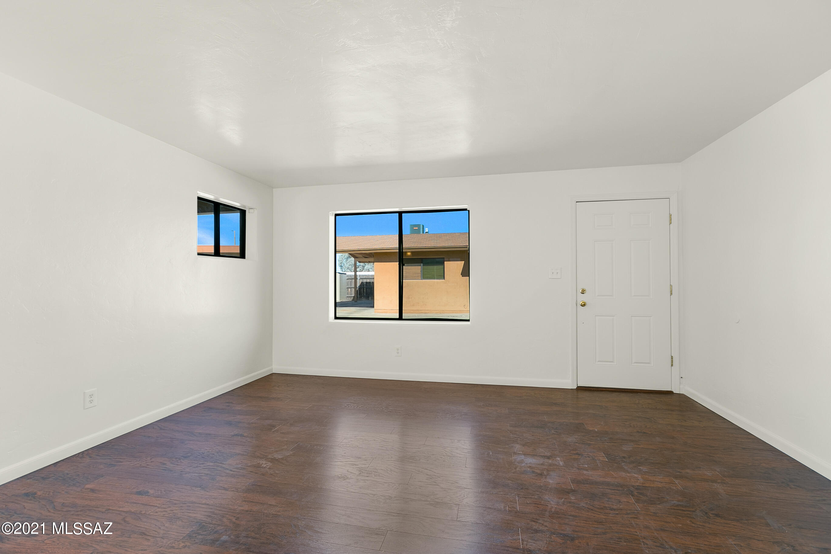 Columbus Blvd Condos (1-22) - Residential