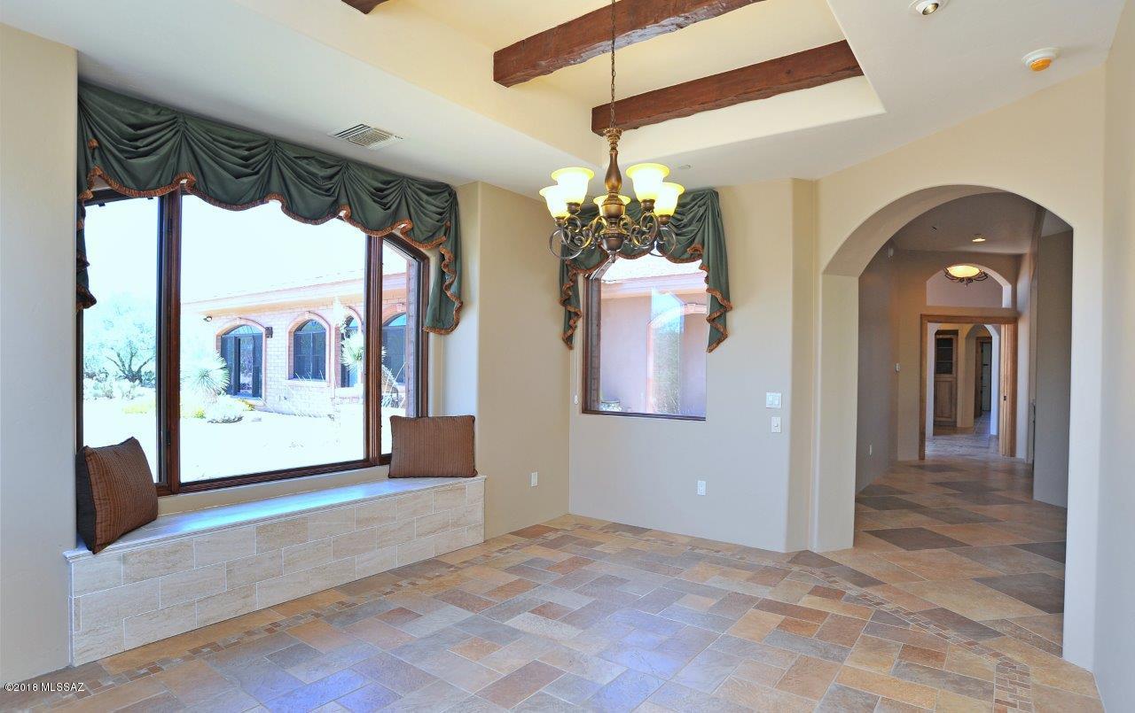 Coyote Creek (1-395) - Residential
