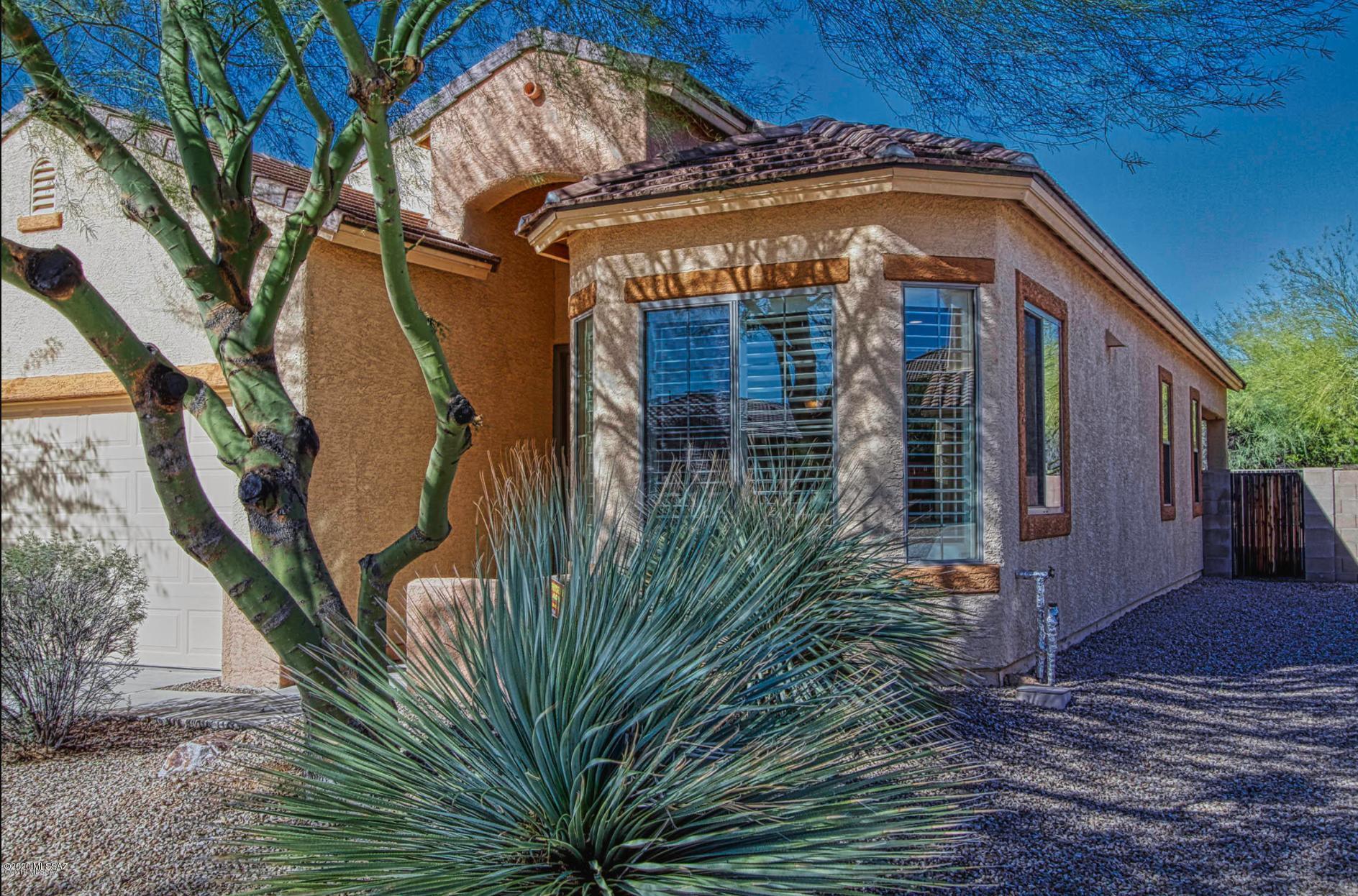 Rancho Vistoso NGHB 10 PCLS S,U & V - Residential