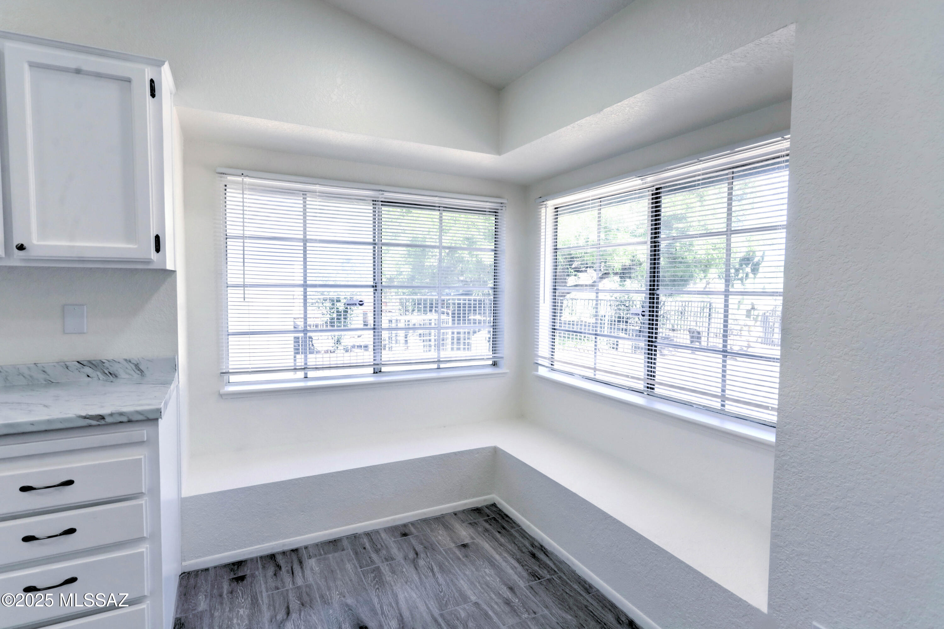 Mission West (1-370) - Residential