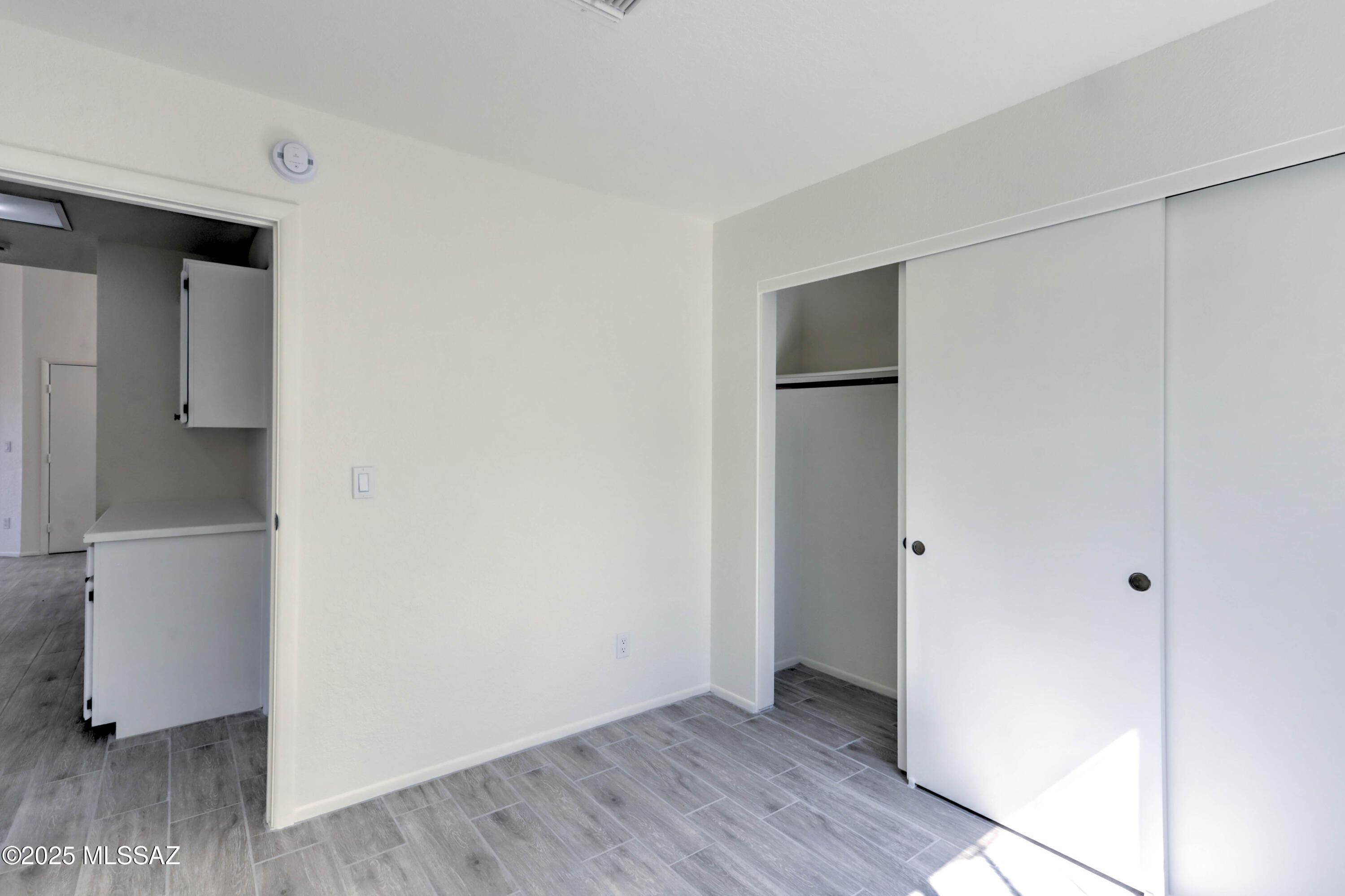 Mission West (1-370) - Residential