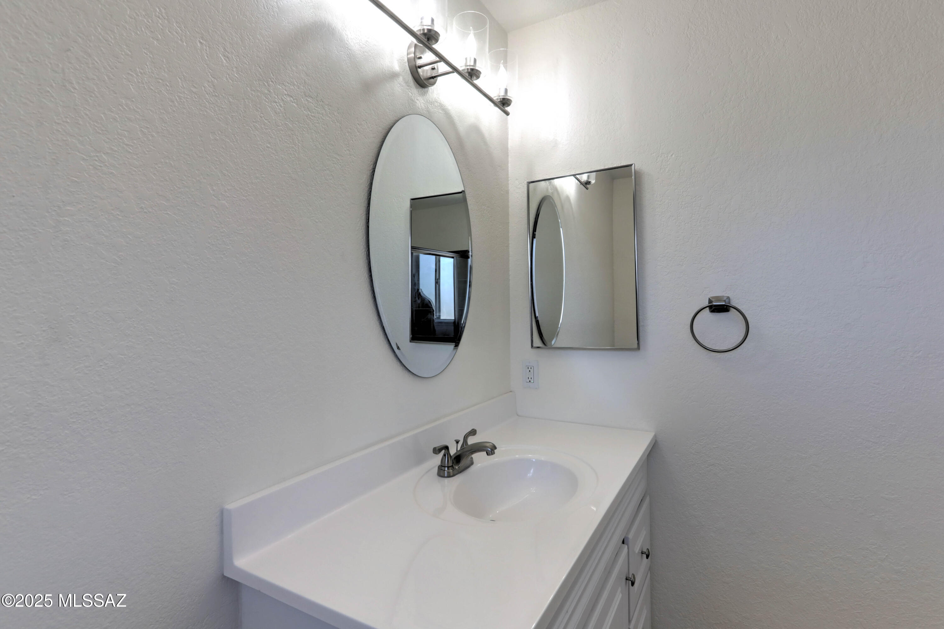 Mission West (1-370) - Residential