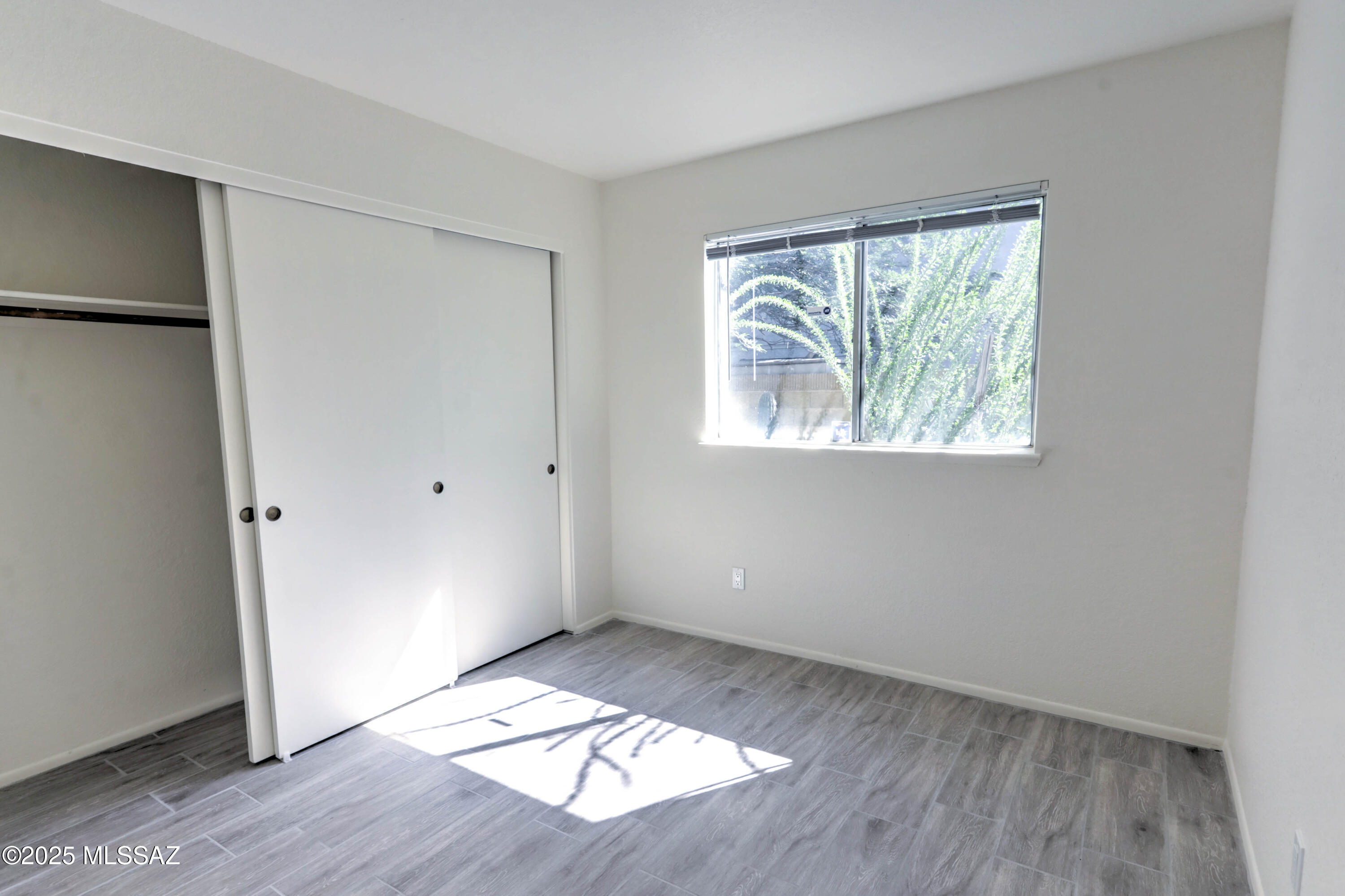 Mission West (1-370) - Residential