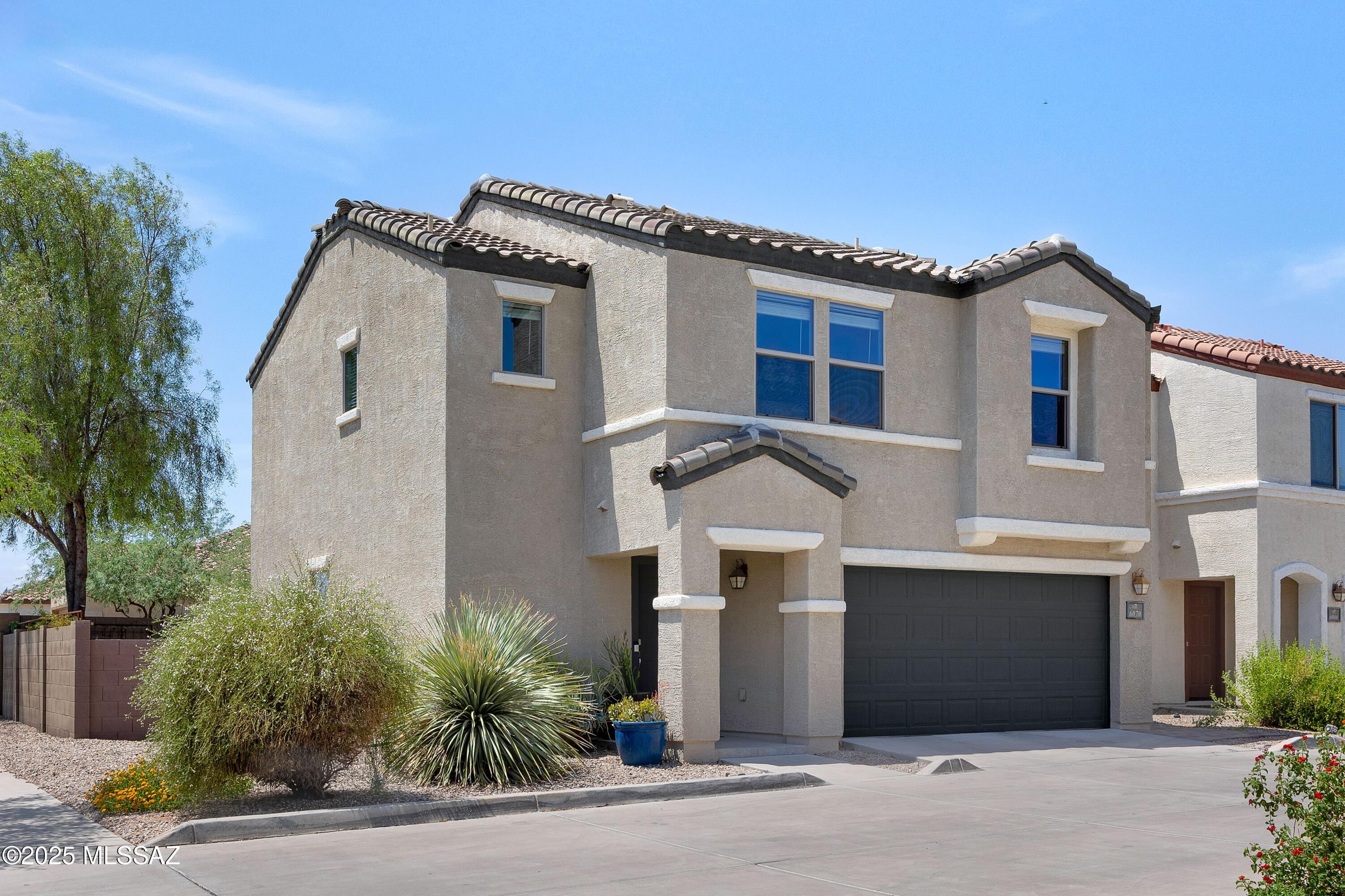 Sierra Morado Unit 2 East - Residential