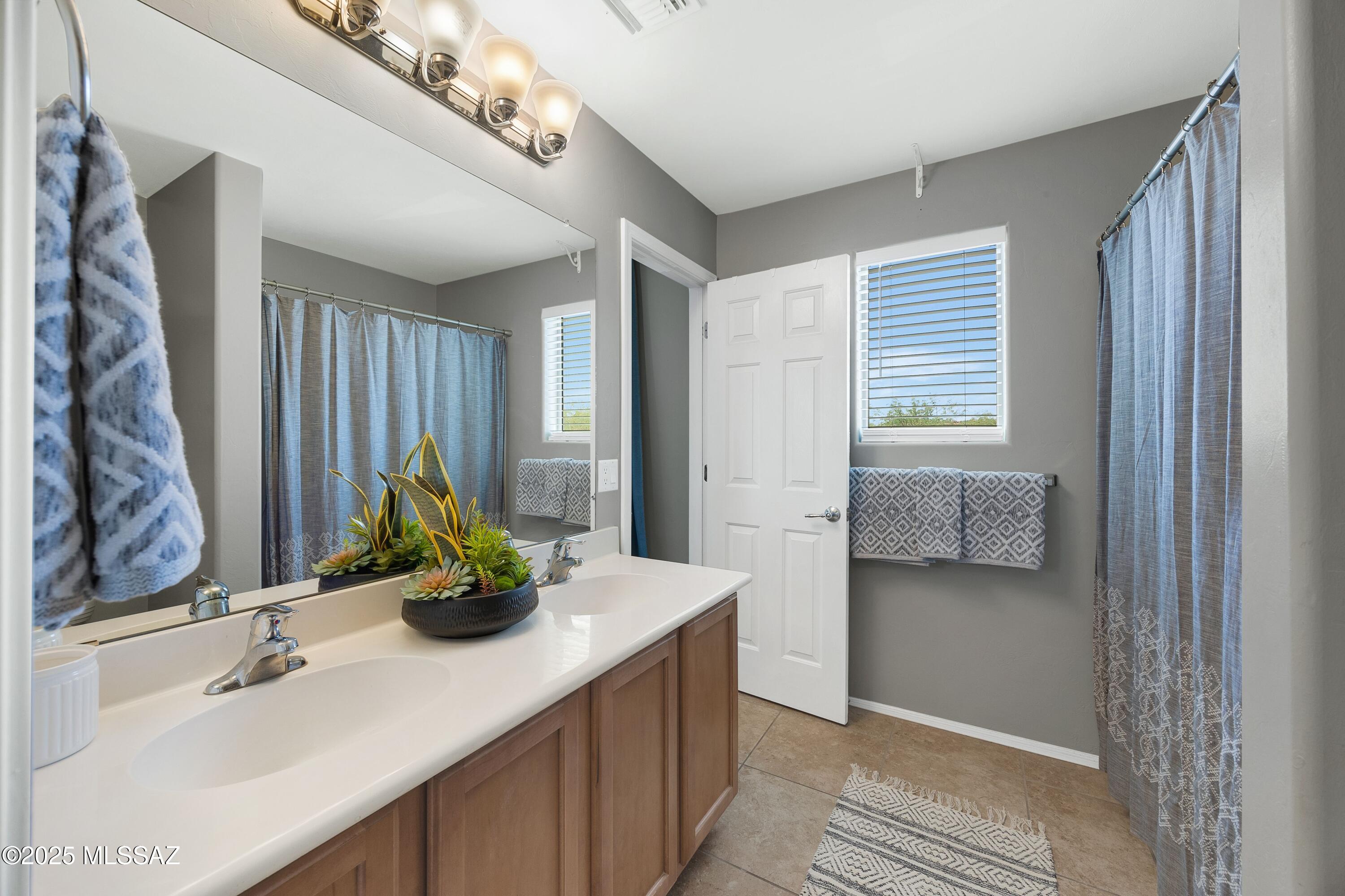 Sierra Morado Unit 2 East - Residential