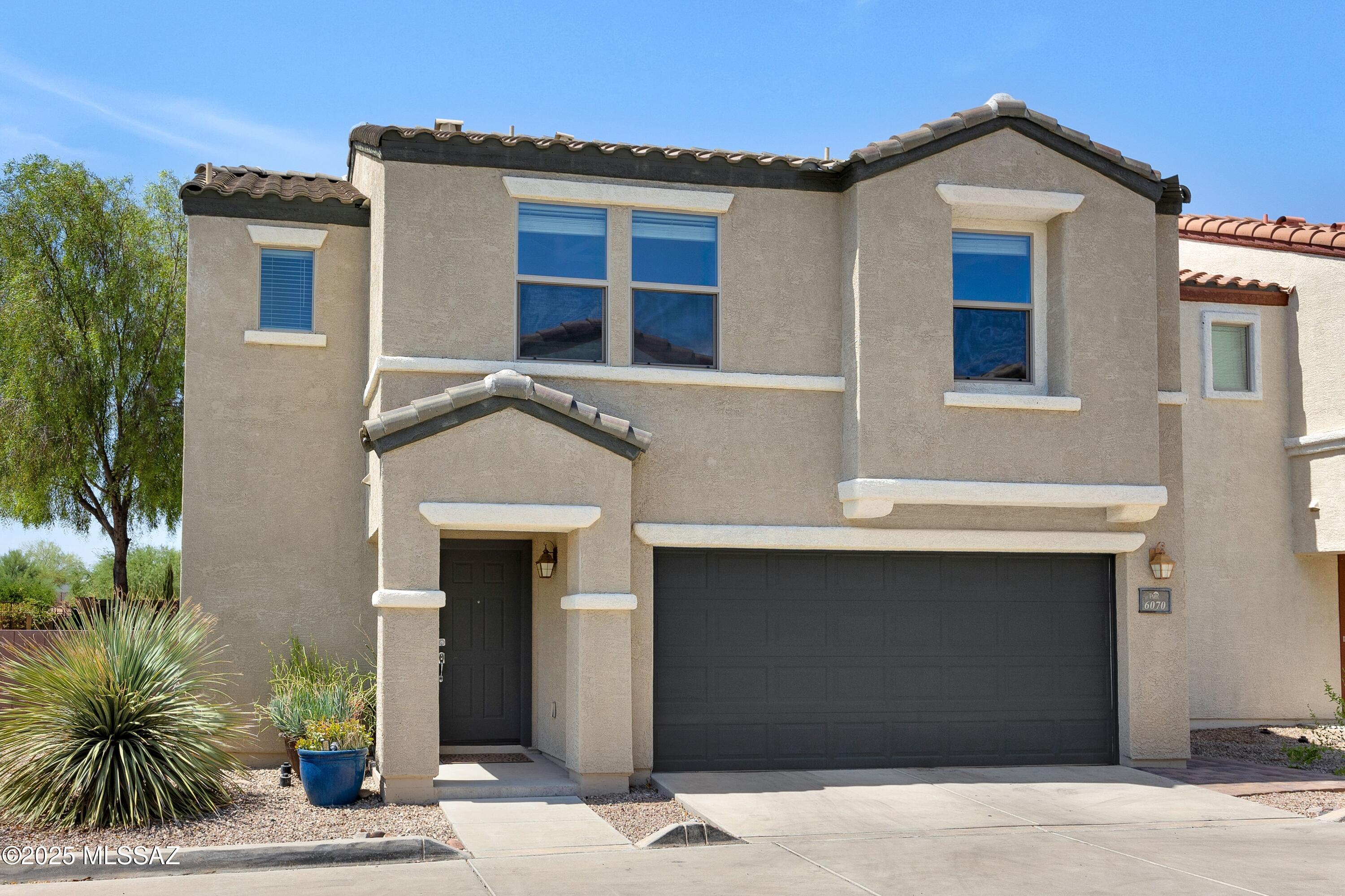 Sierra Morado Unit 2 East - Residential