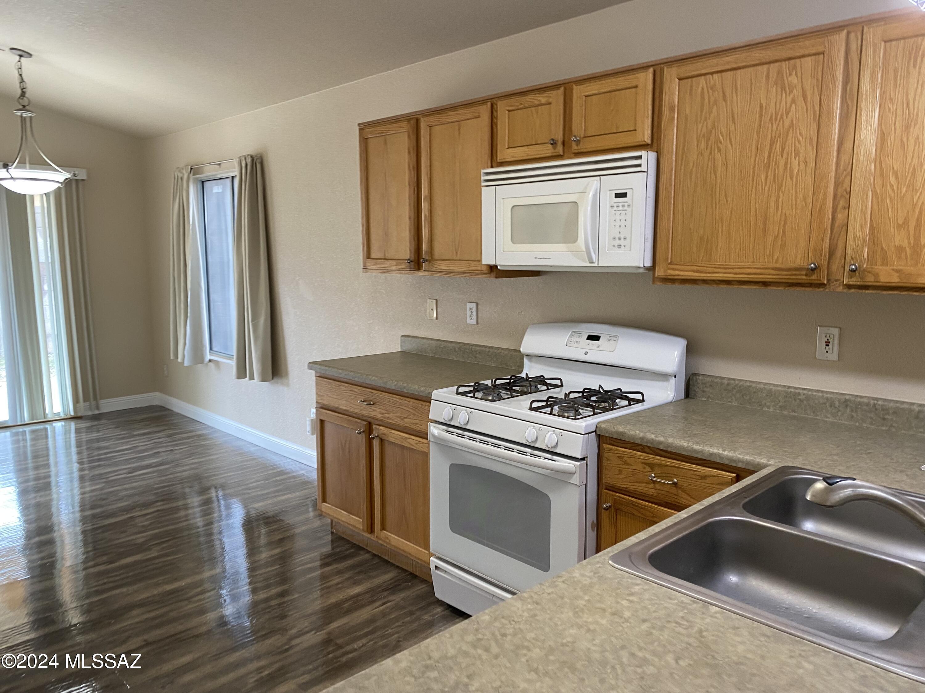 Casa De Kino (1-156) - Residential Lease