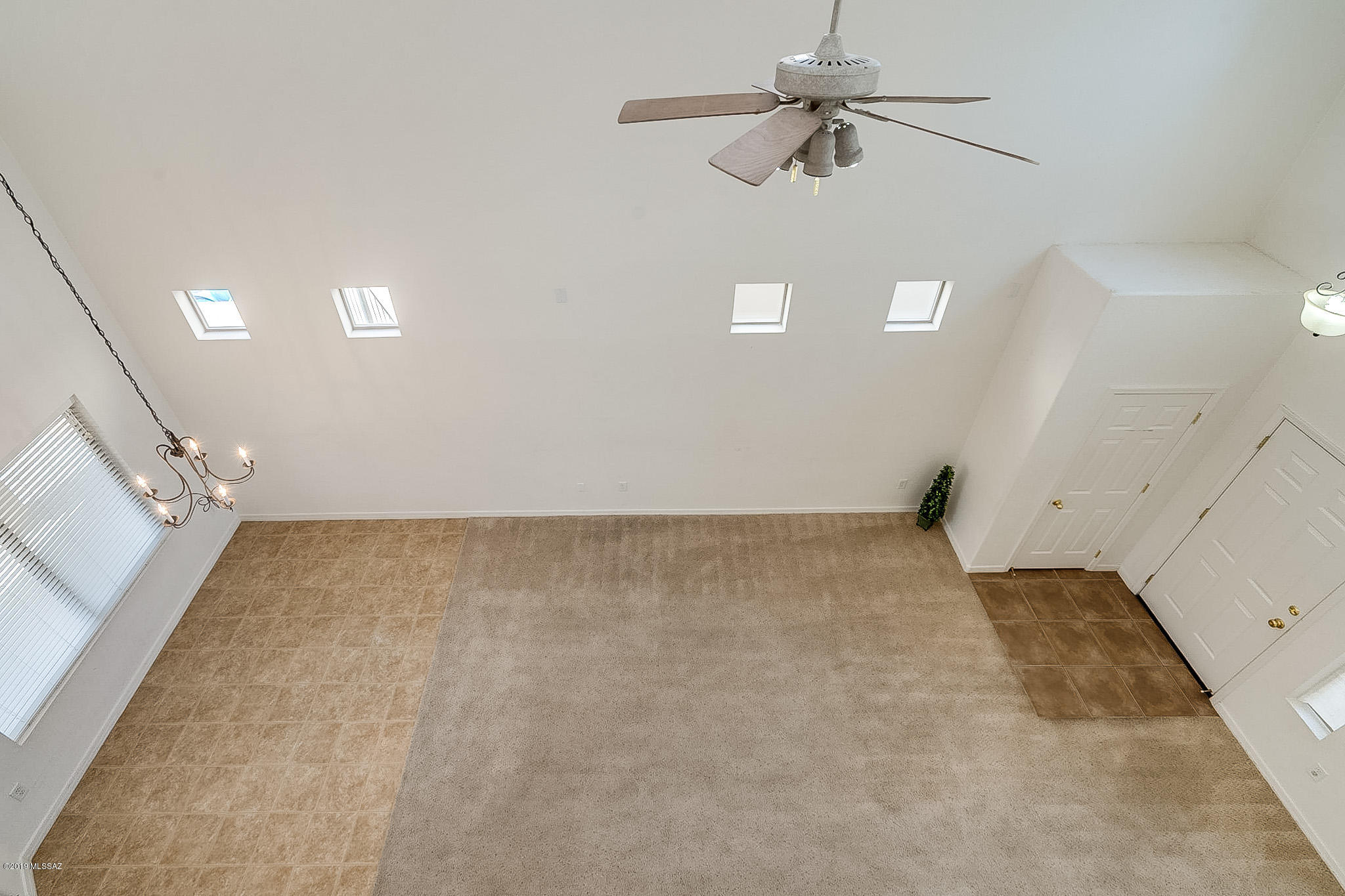 Presidio De Cancion (1-200) - Residential