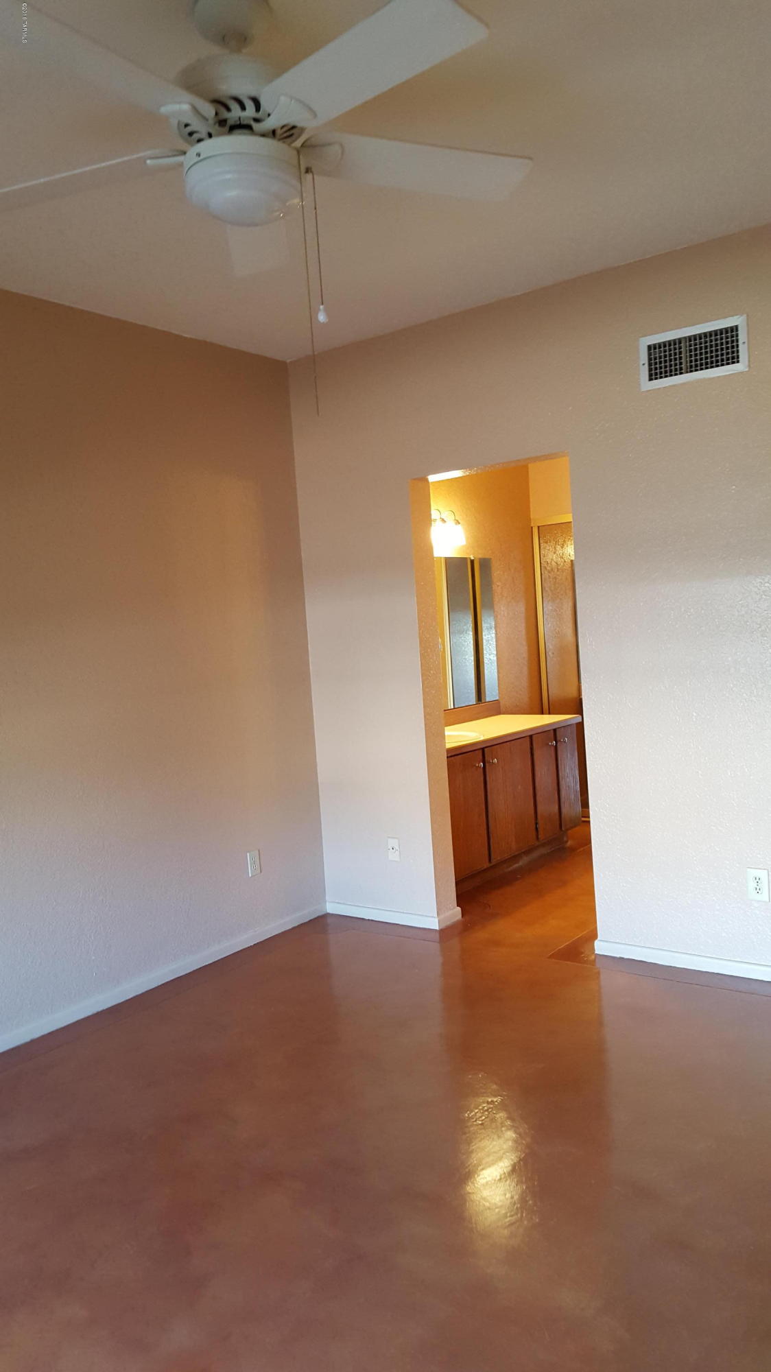 Summertree Condominiums (1-224) - Residential