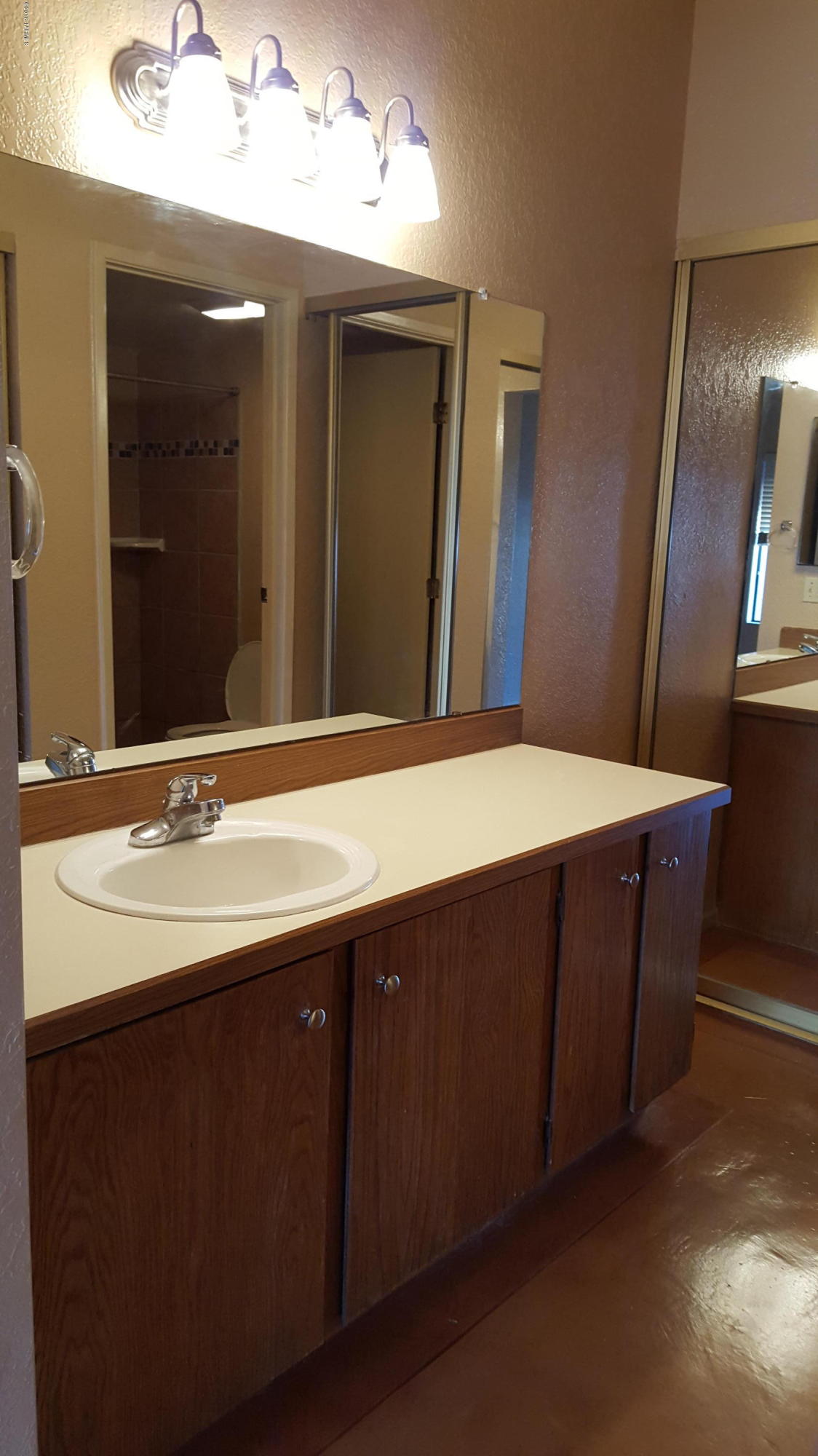 Summertree Condominiums (1-224) - Residential