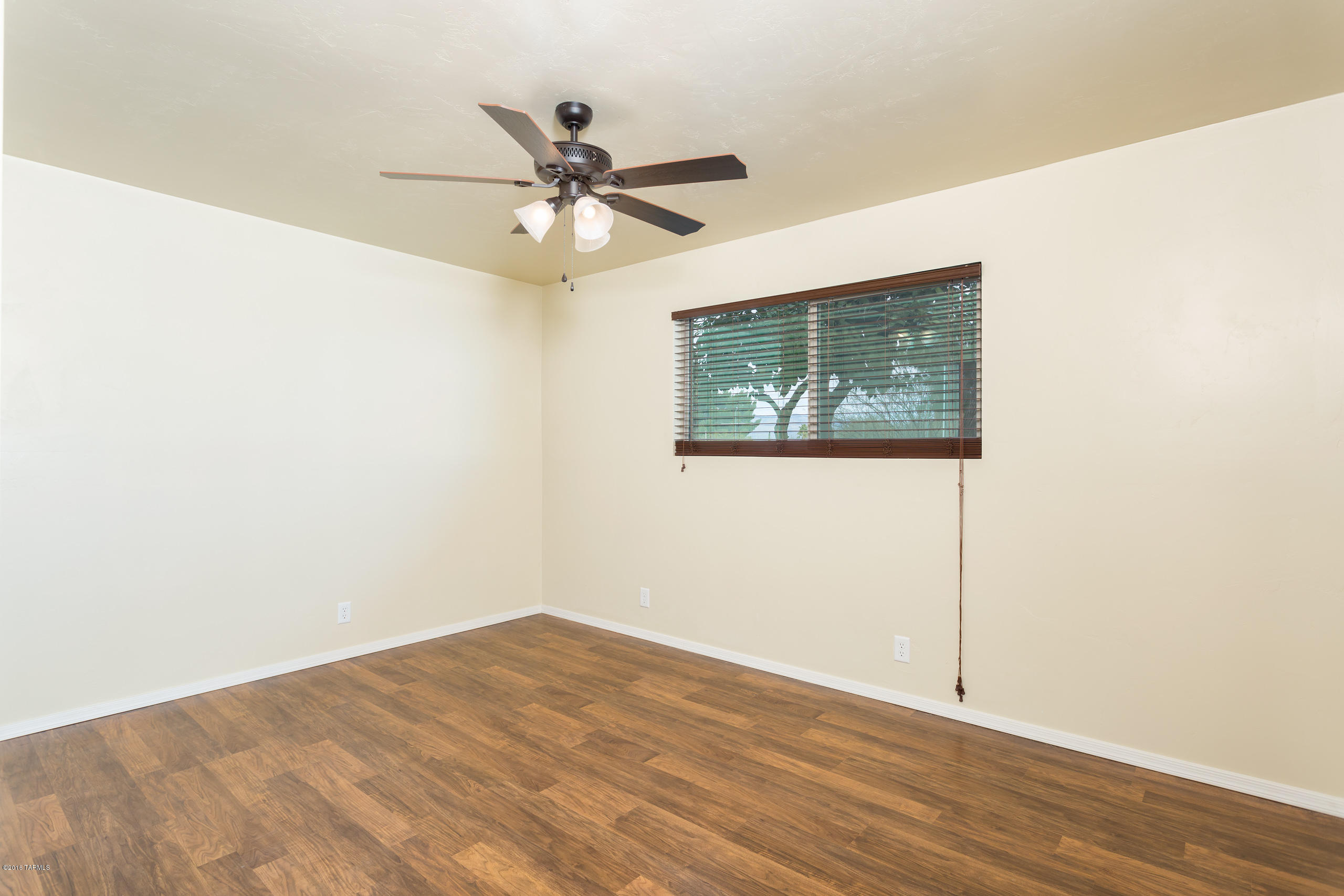 Vista Del Sierras East (1-83) - Residential