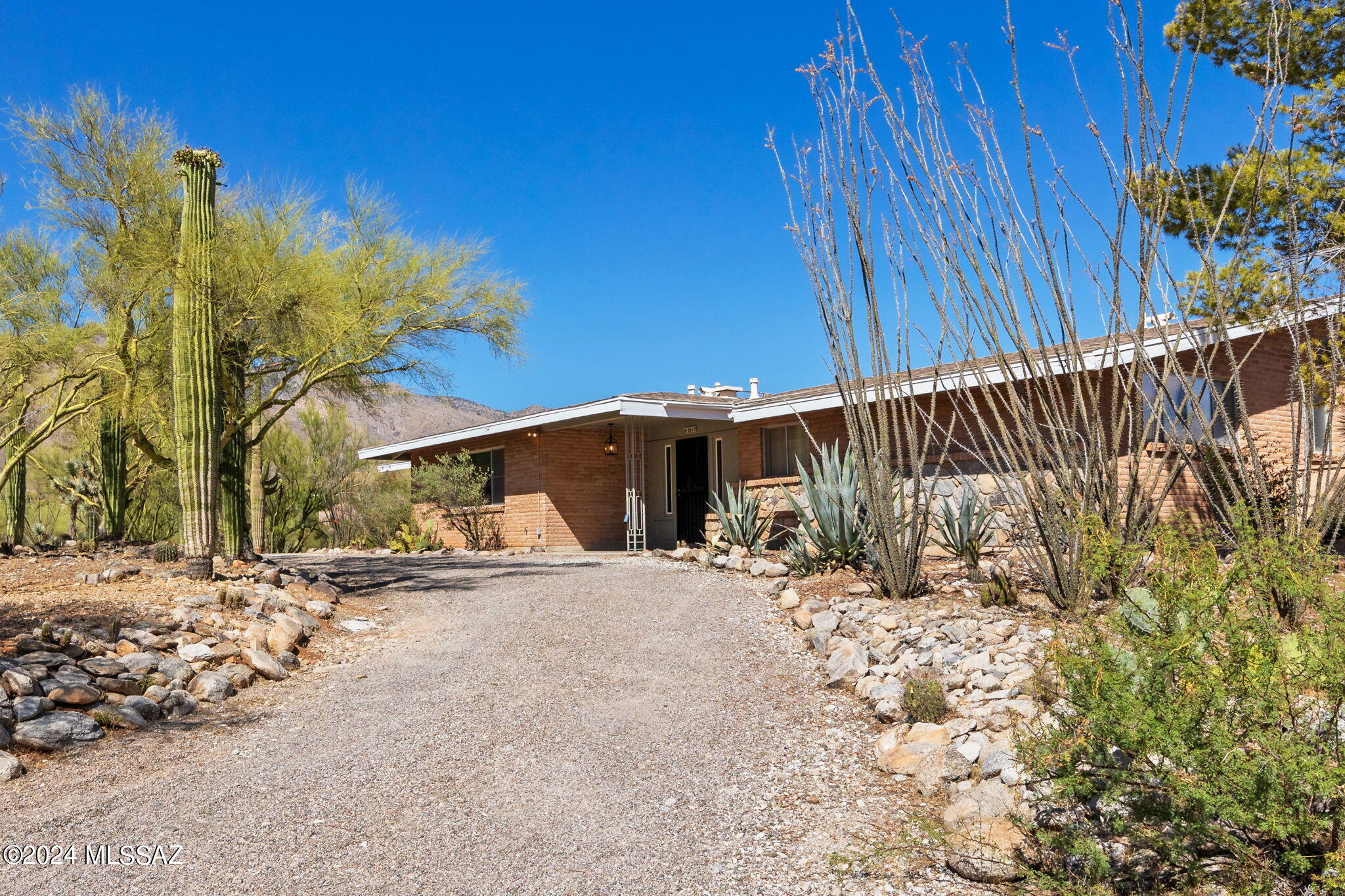Santa Catalina Estates NO. 4 (1-180) - Residential