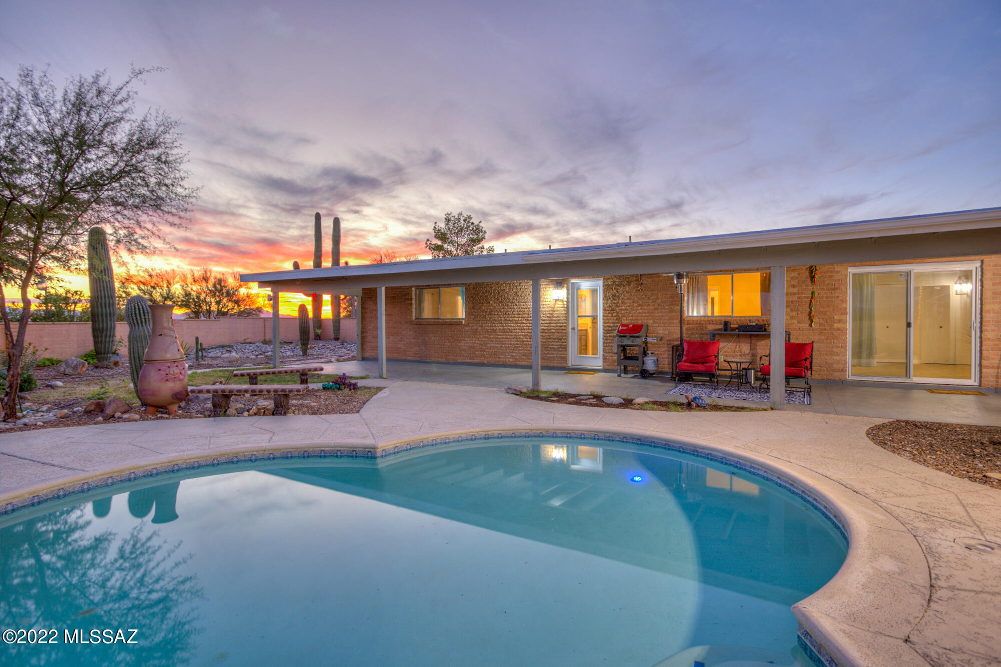 Santa Catalina Estates NO. 4 (1-180) - Residential