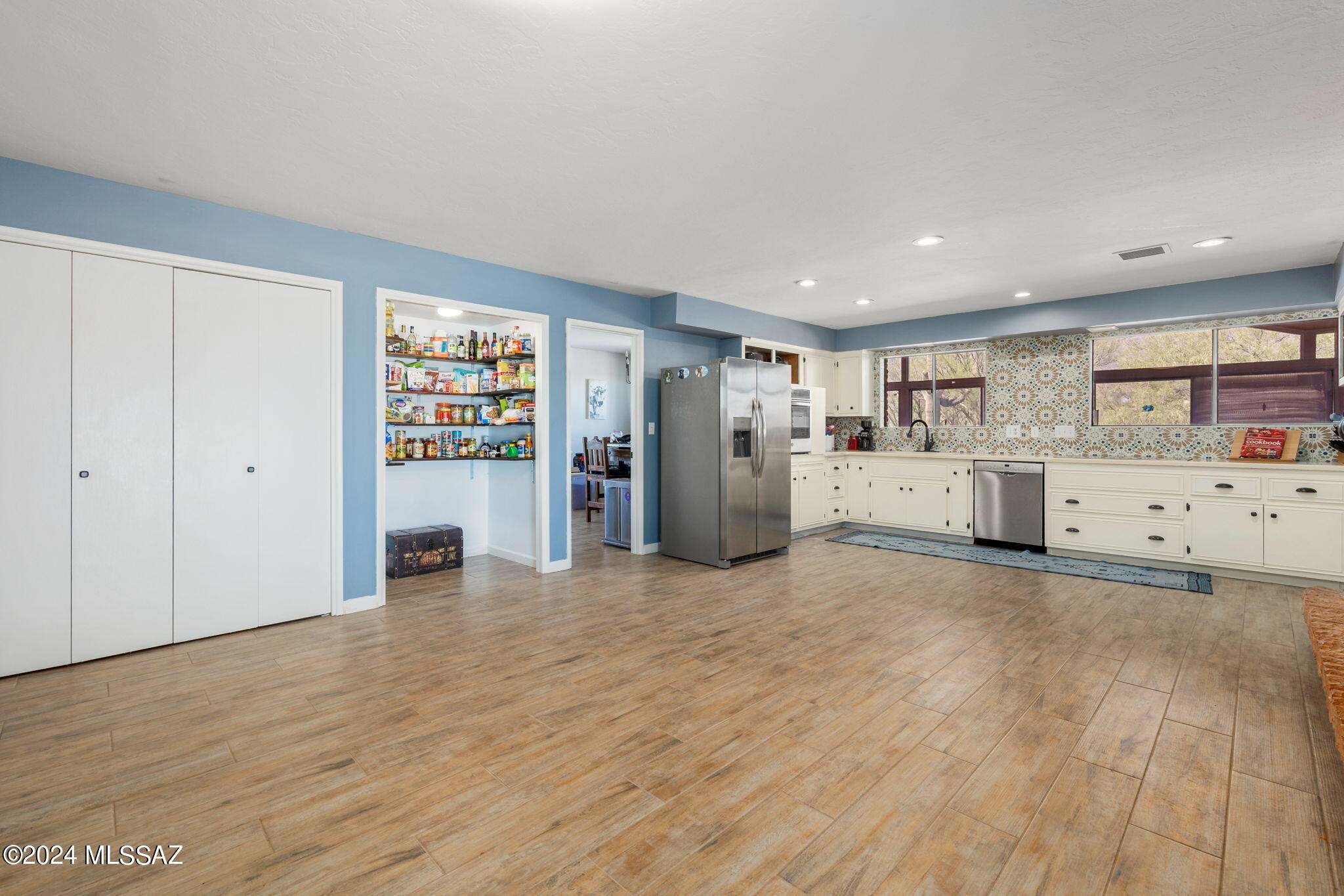 Santa Catalina Estates NO. 4 (1-180) - Residential