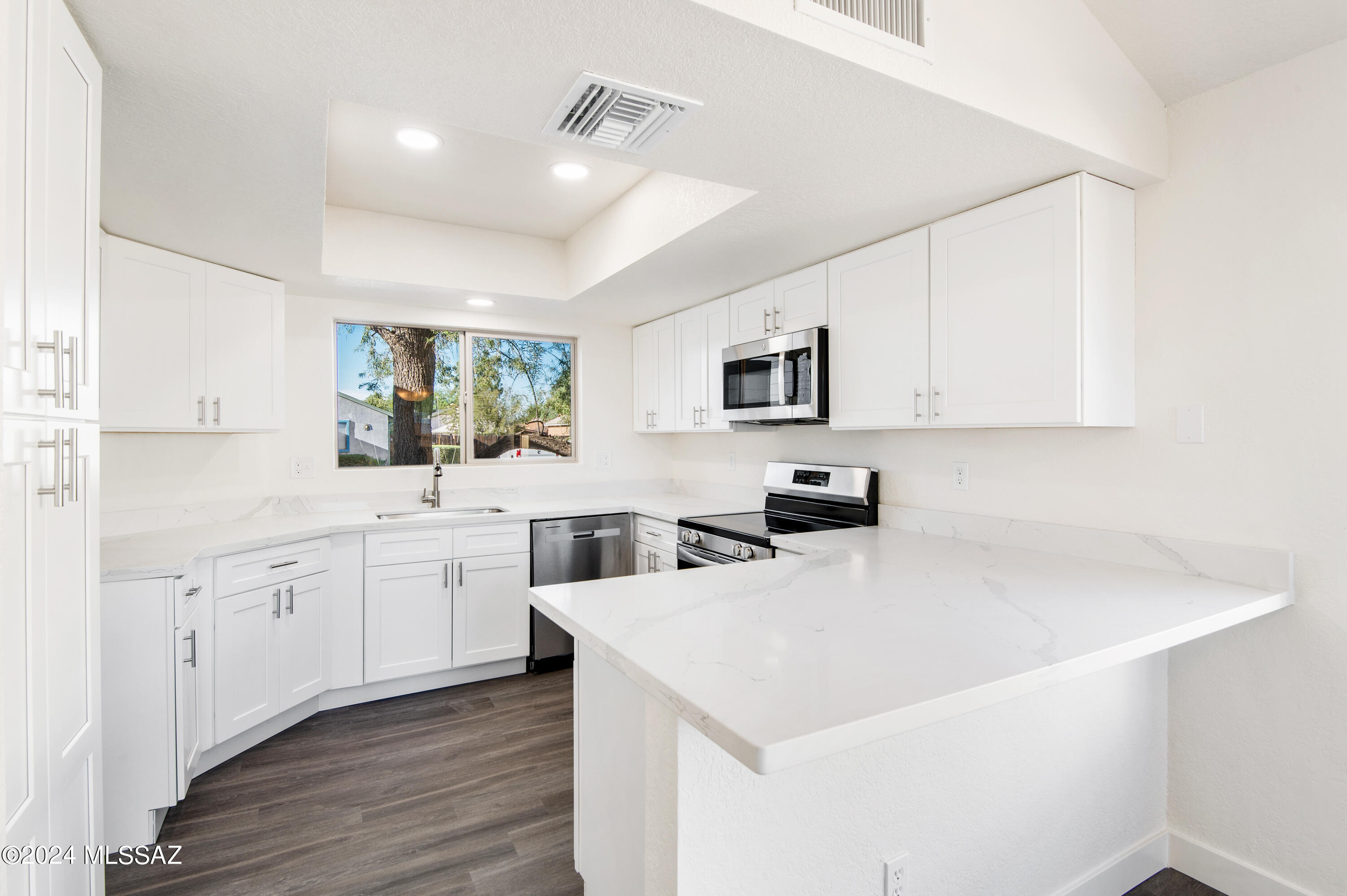 Edgebrooke Village II (170-340) - Residential