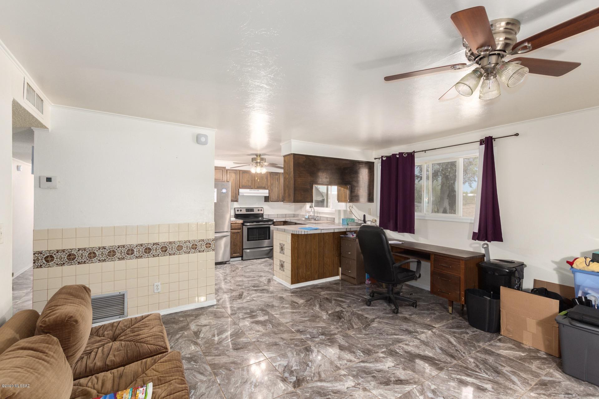 Casas Adobes Estates (541-618) - Residential
