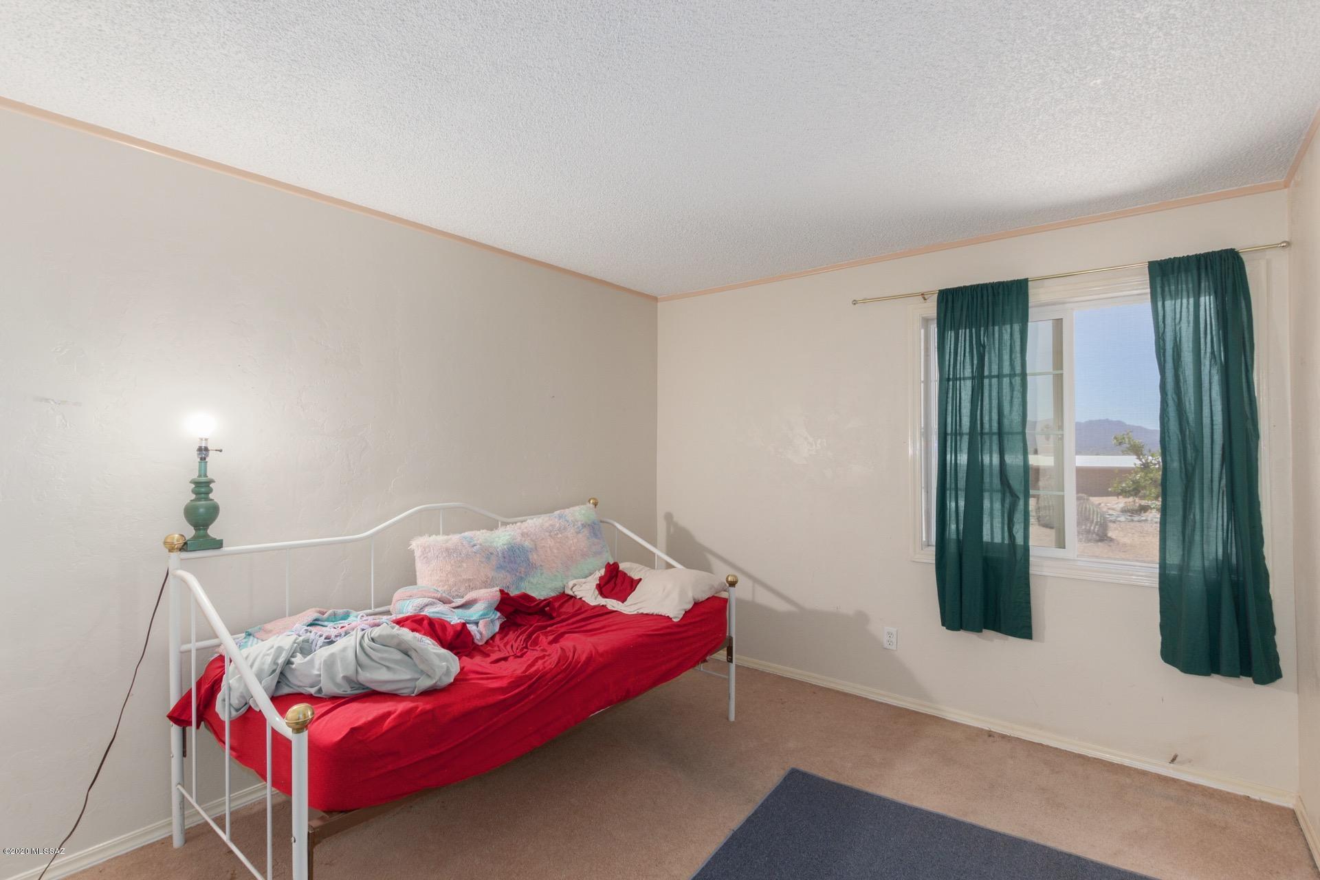 Casas Adobes Estates (541-618) - Residential