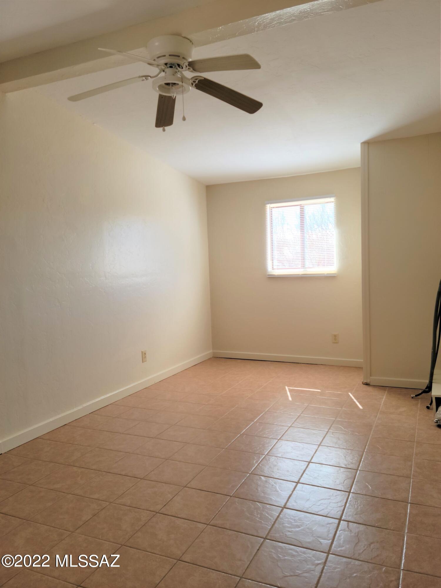 Unsubdivided - Residential Lease