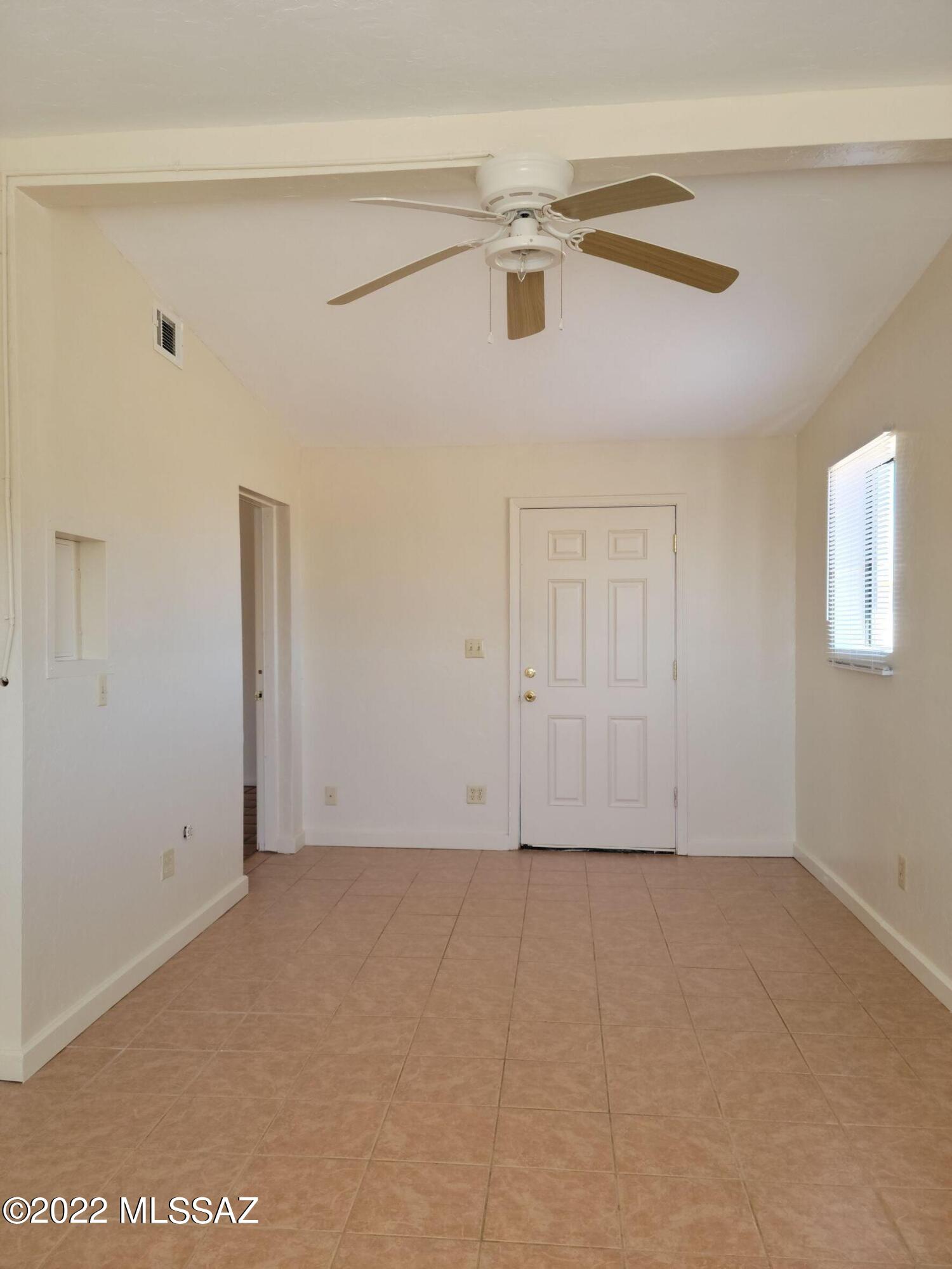 Unsubdivided - Residential Lease
