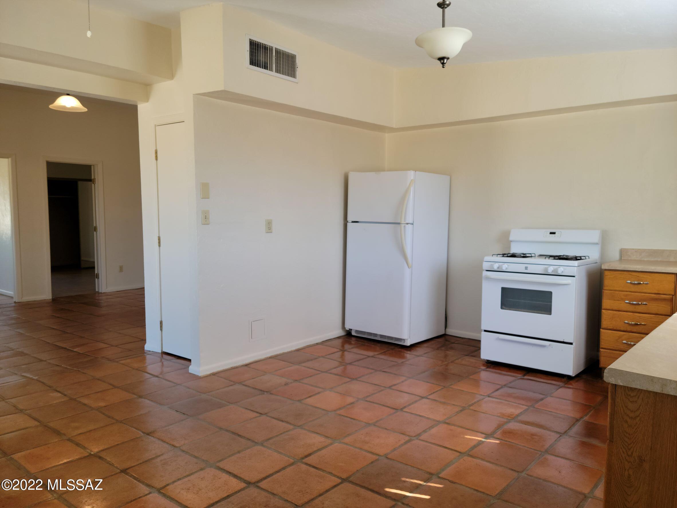 Unsubdivided - Residential Lease