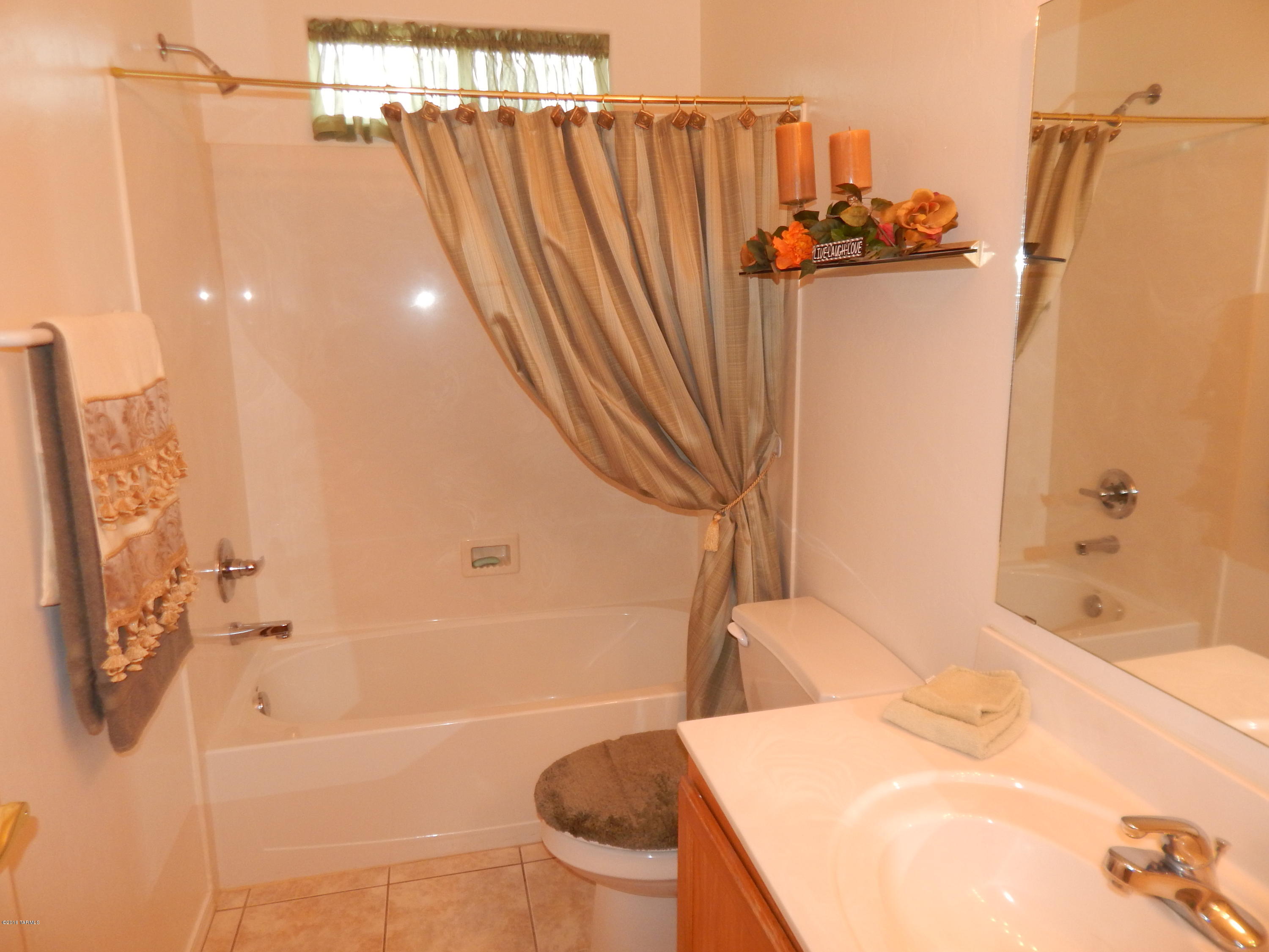 Colonia De Los Alamos - Desert Creek - Residential