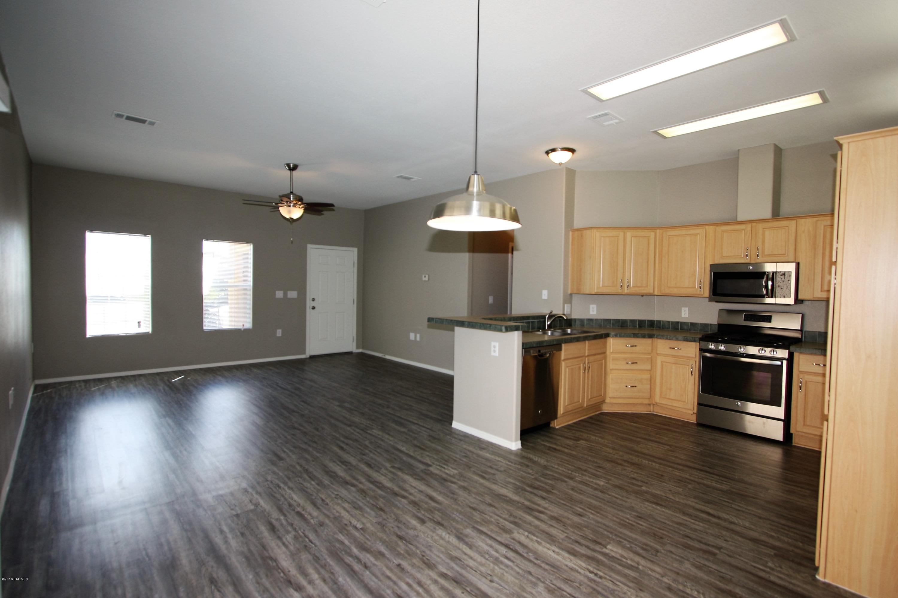 Beautiful adult community in Rancho Sahuarita!