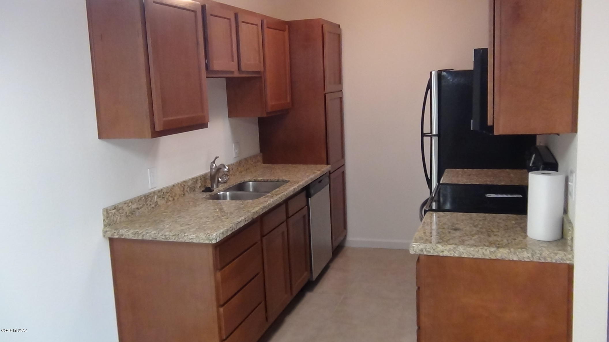 Golf Links East Condos (1-48) - Residential