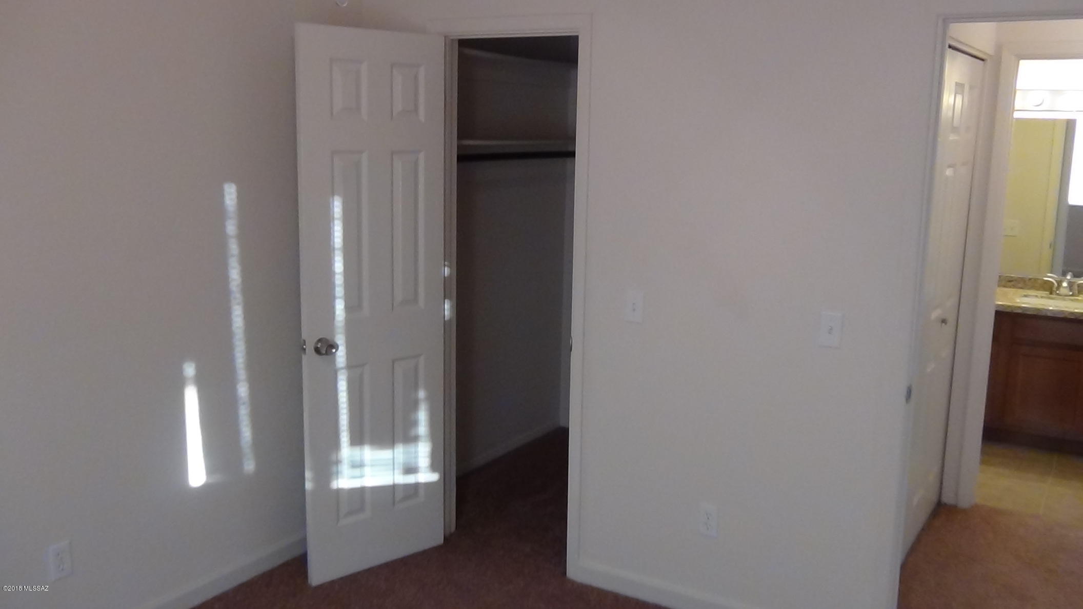 Golf Links East Condos (1-48) - Residential