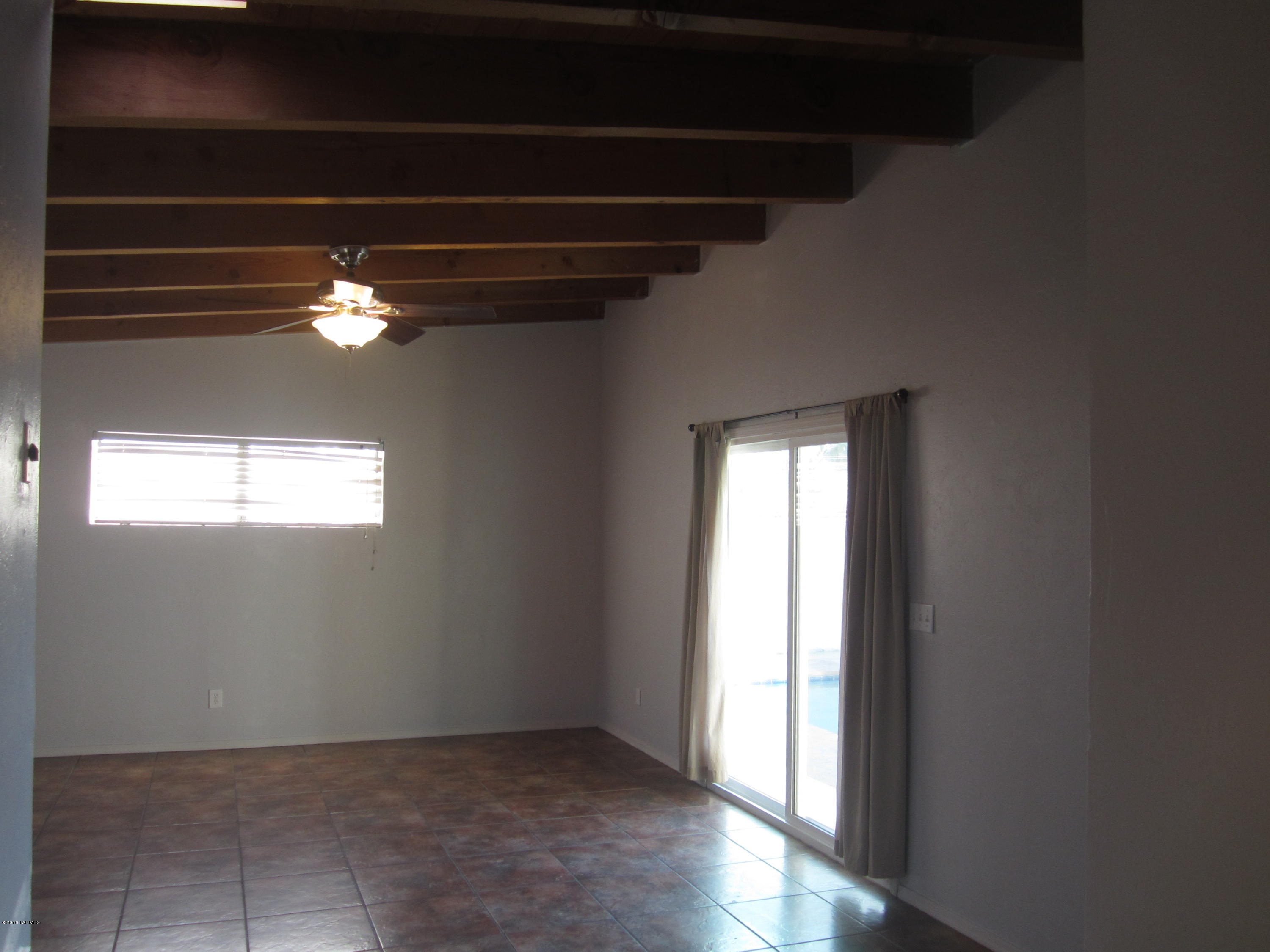 Manana Vista - Residential