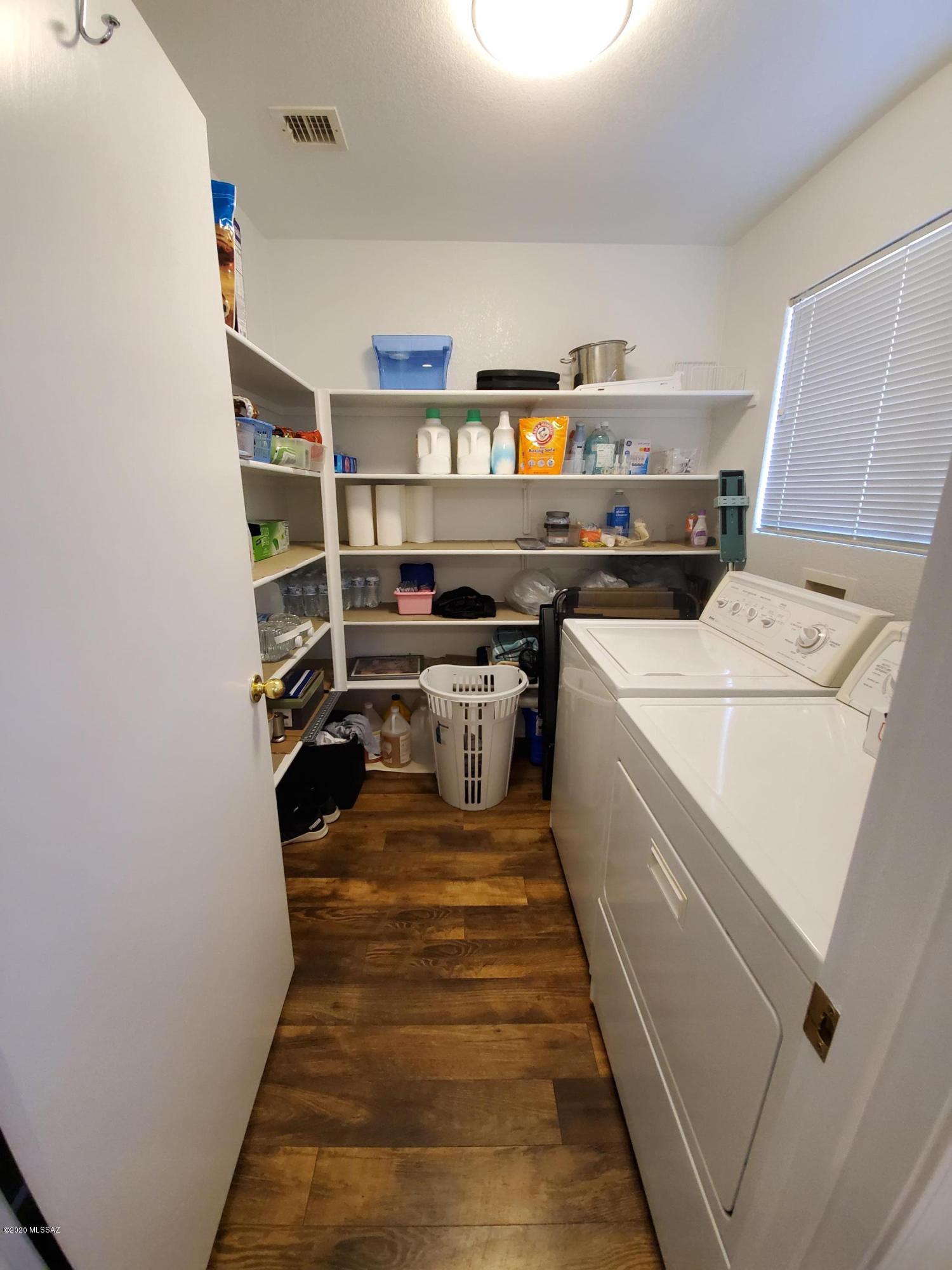 Fairway Groves (420-460) - Residential